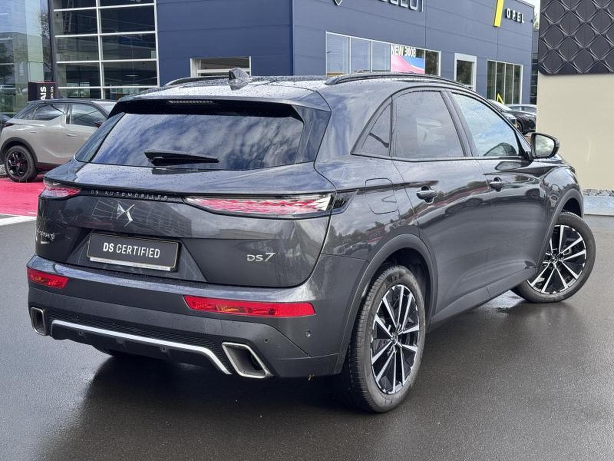 DS Automobiles DS7 7 E-Tense RIVOLI 300 (2024) - Photo 4