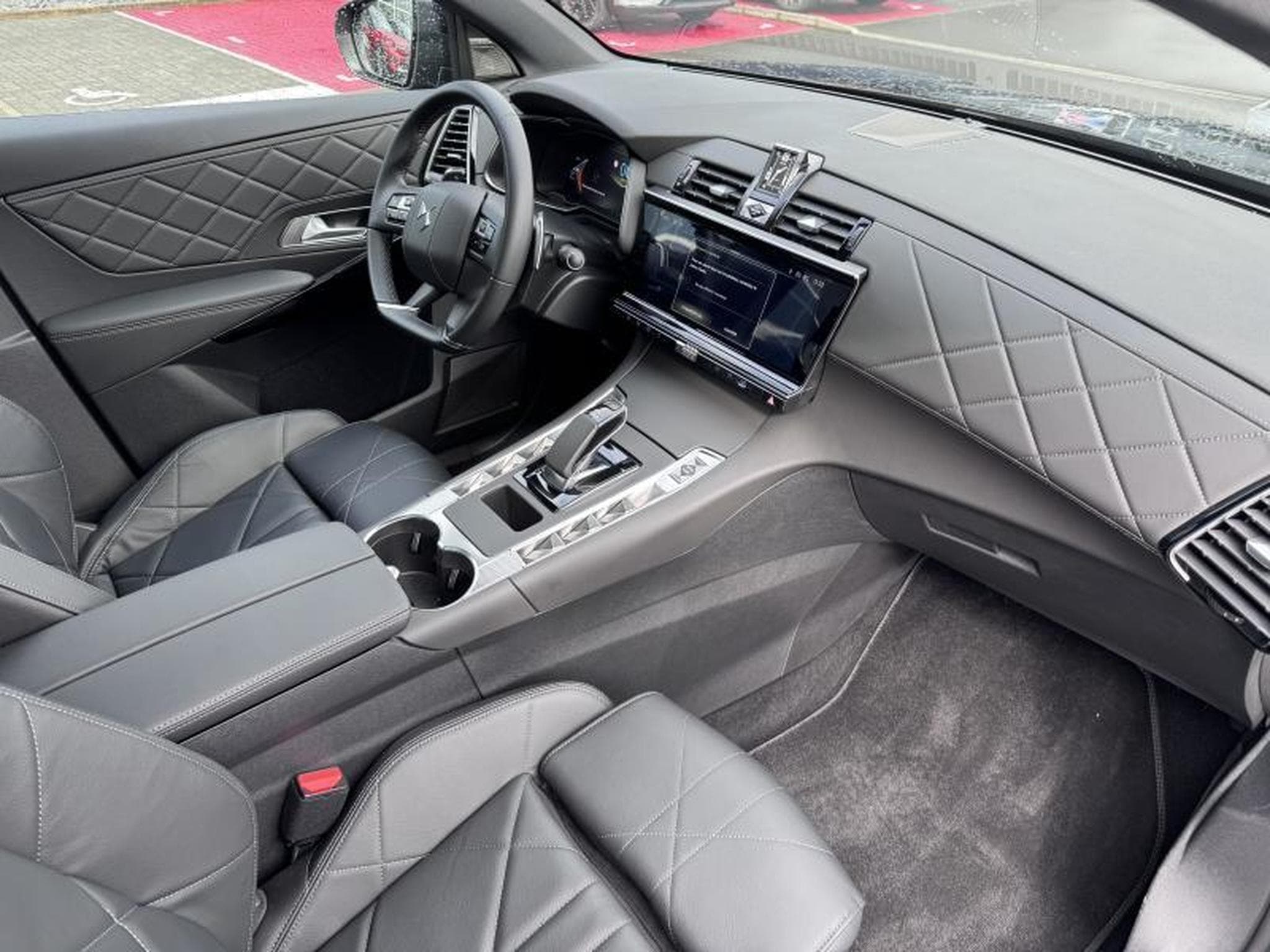 DS Automobiles DS7 7 E-Tense RIVOLI 300 (2024) - Photo 9