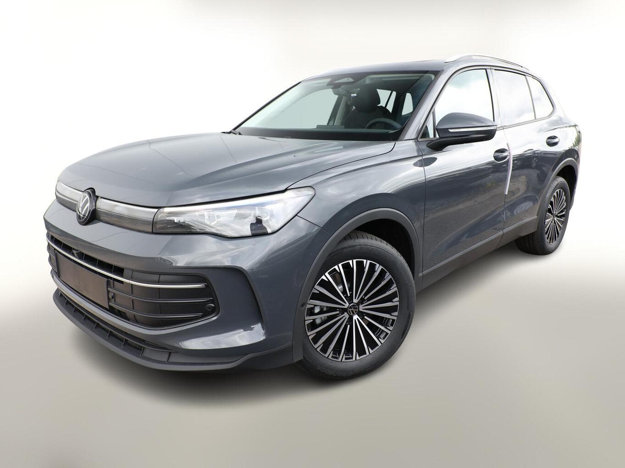 VW Tiguan DSG LED+ Pano (2026) - Photo 1