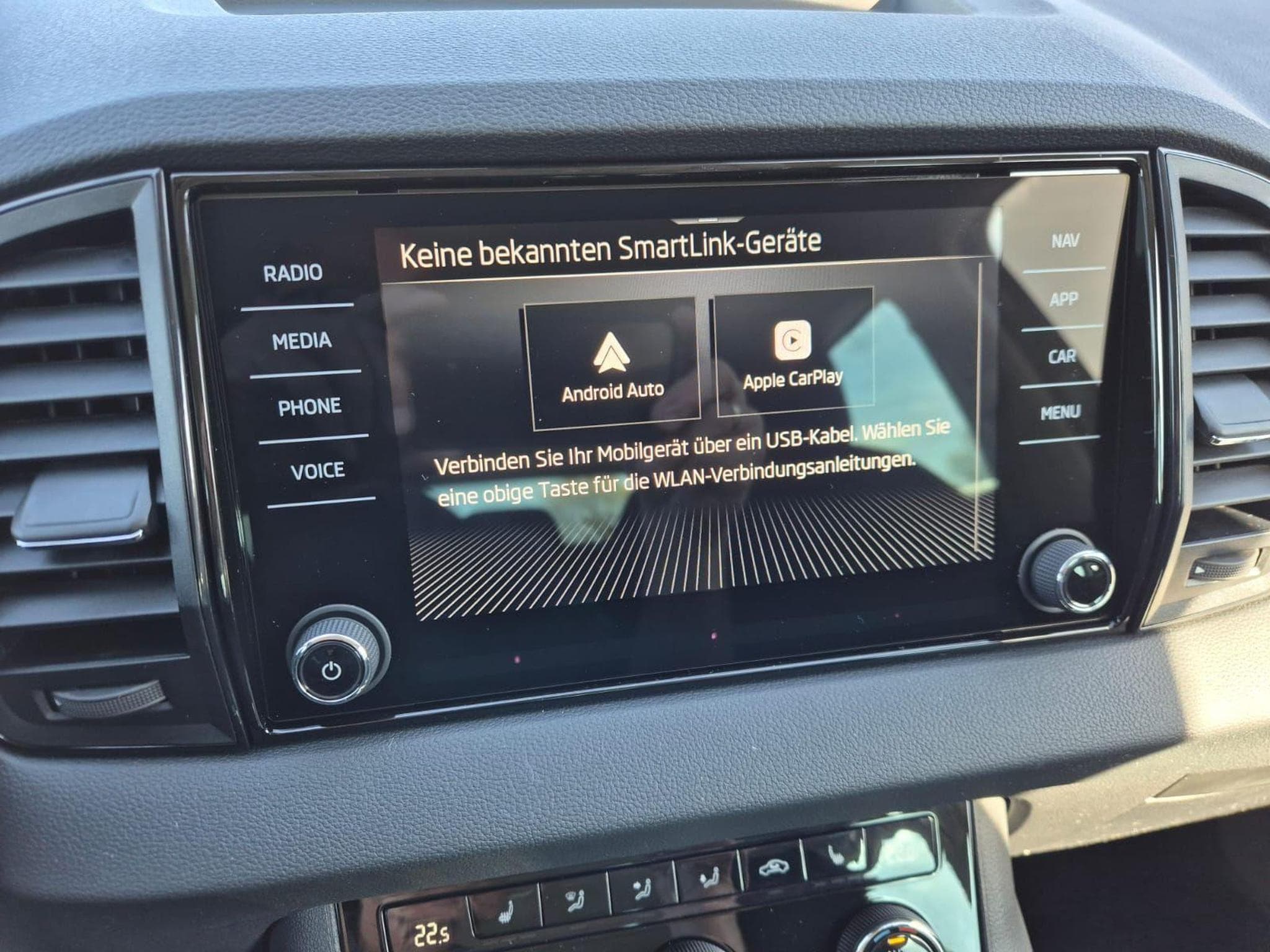 Skoda Karoq 1.5 TSI 150PS (2026) - Photo 18