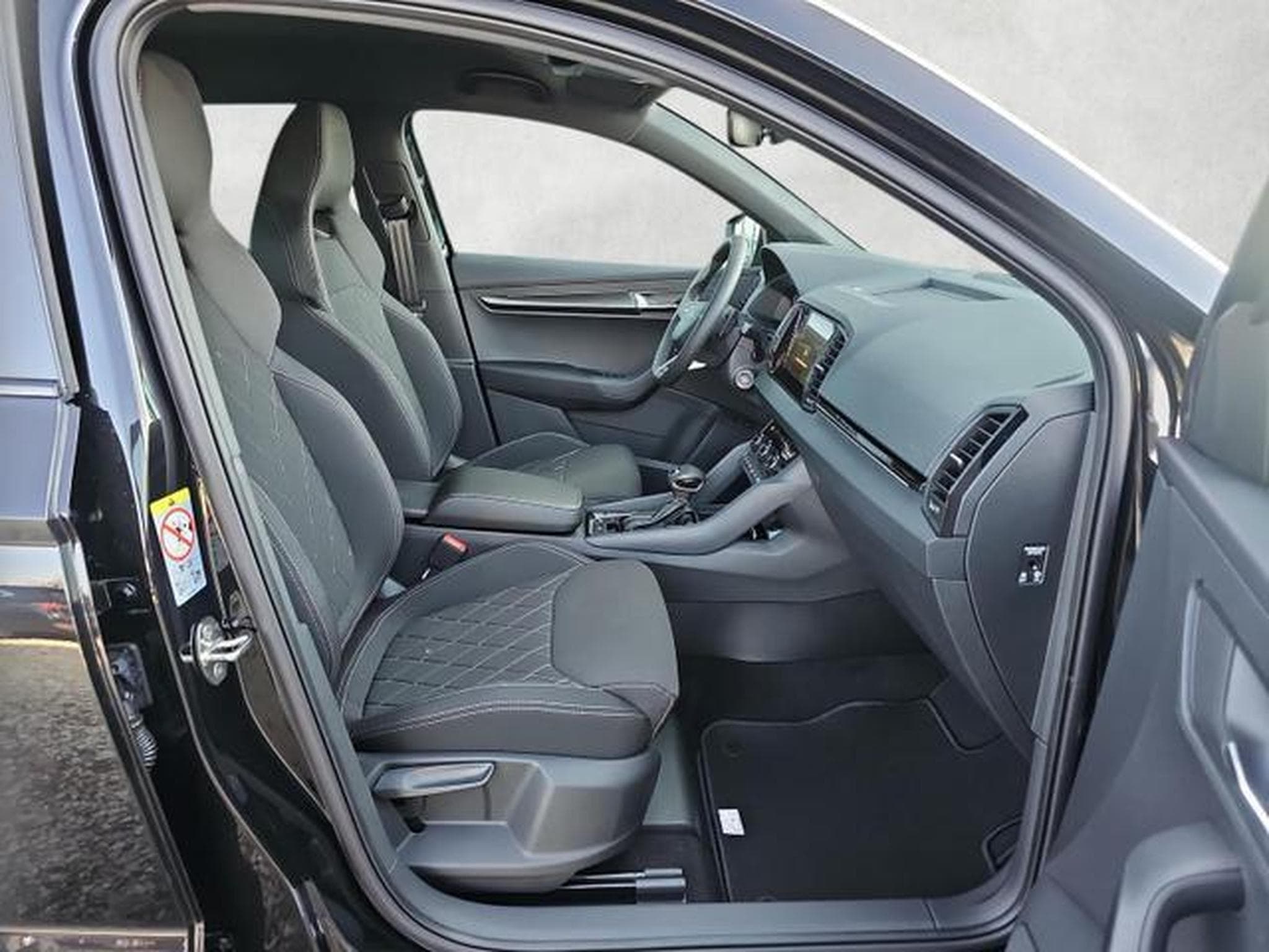 Skoda Karoq Sportline (2026) - Photo 10