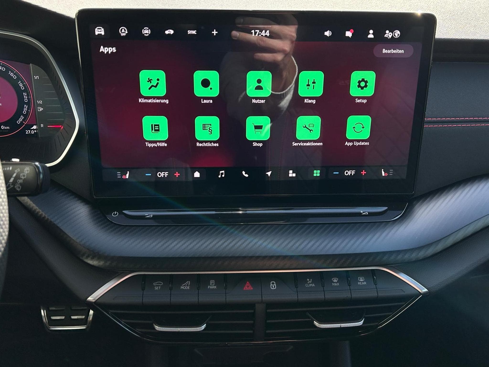 Skoda Octavia RS (2026) - Photo 10