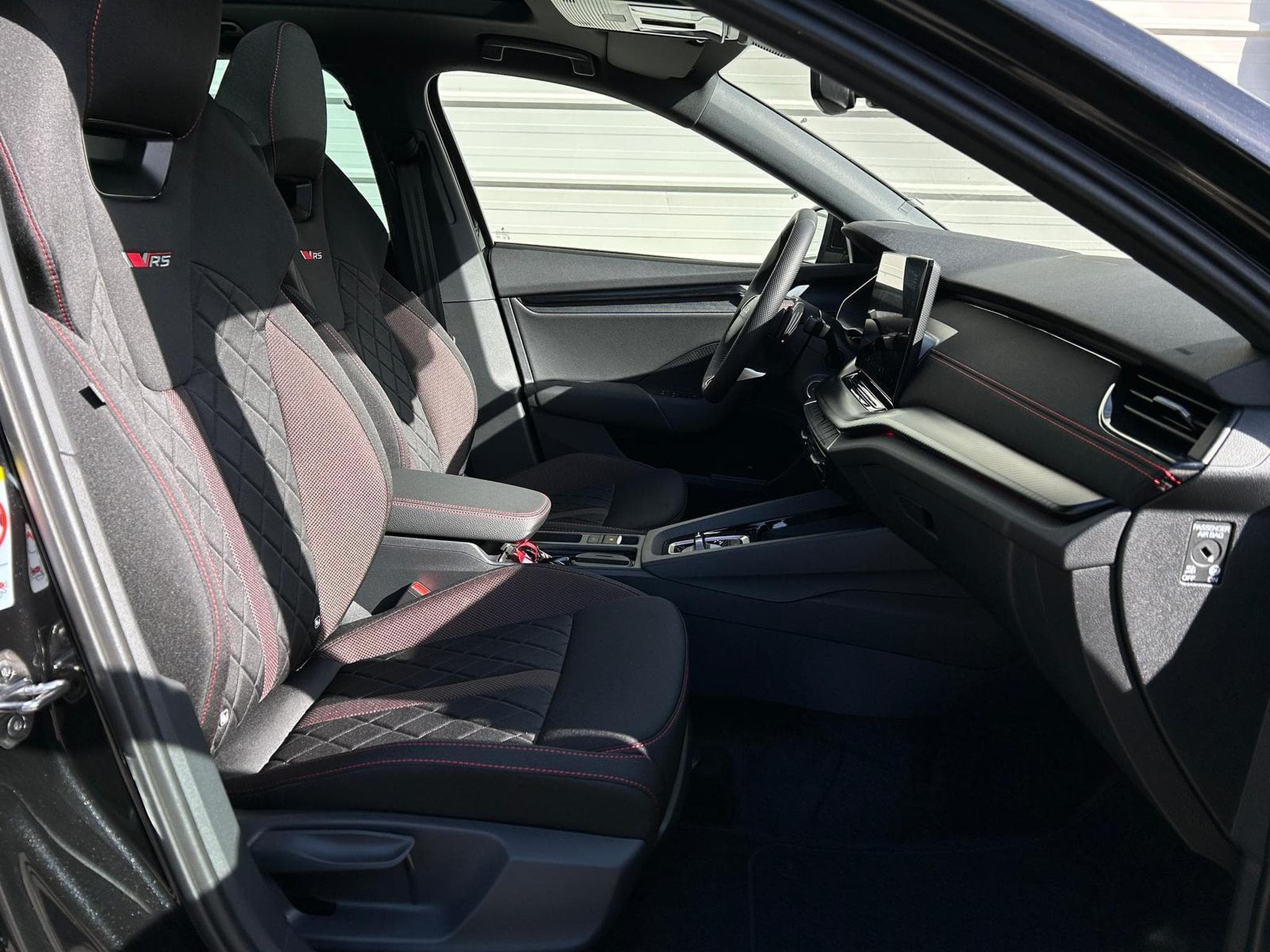 Skoda Octavia RS (2026) - Photo 12