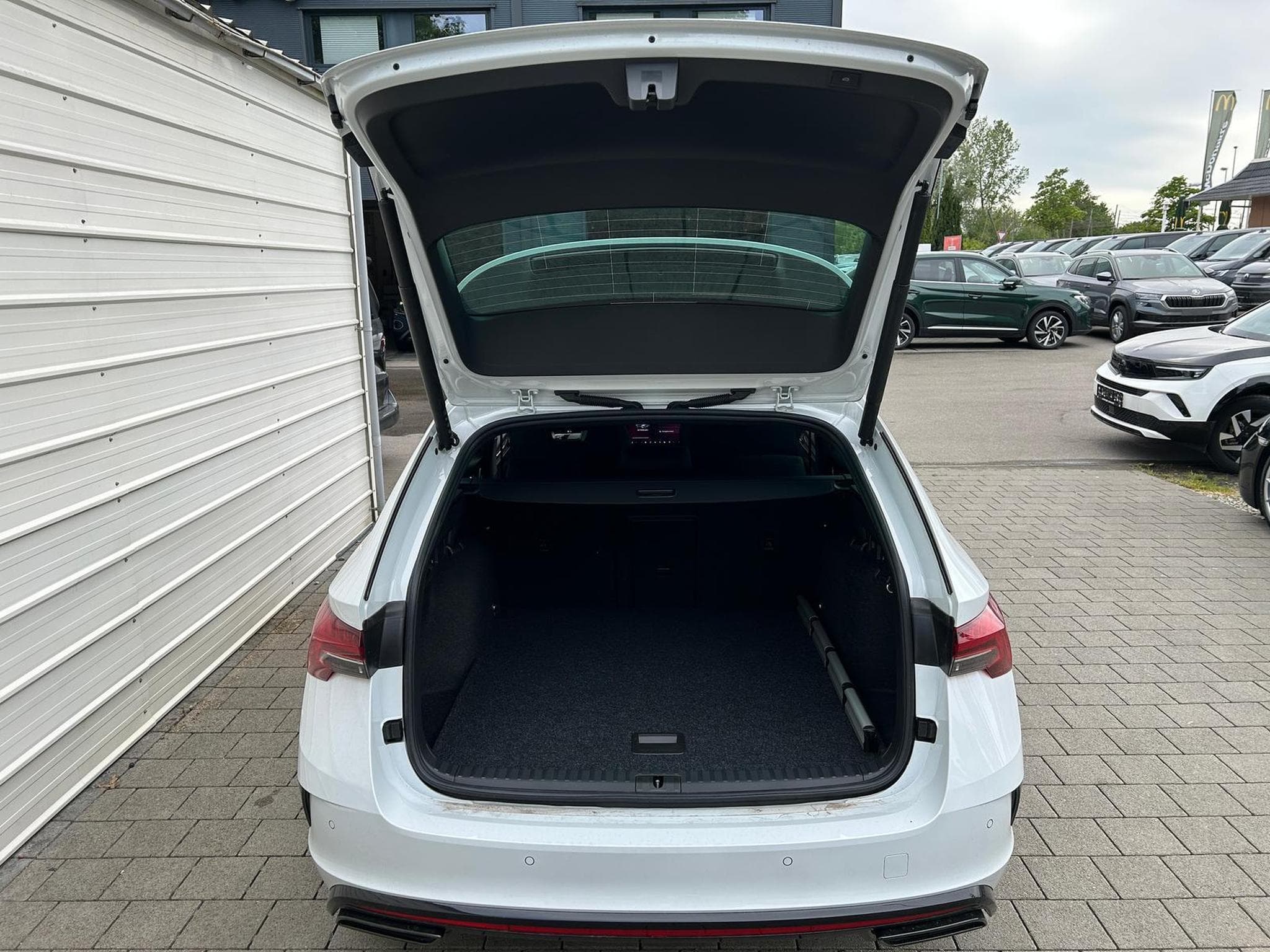 Skoda Octavia RS (2026) - Photo 15