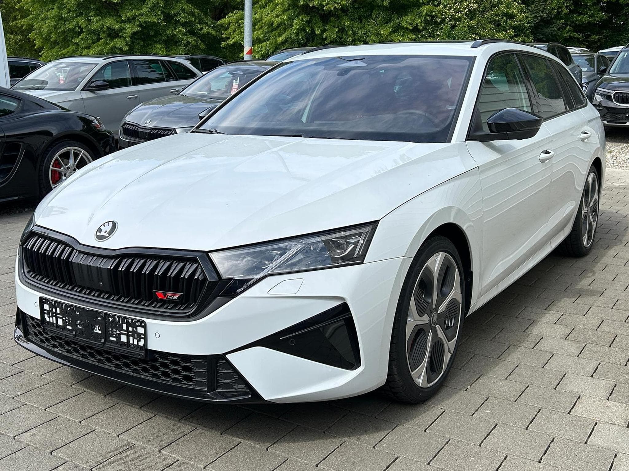 Skoda Octavia RS (2026) - Photo 3