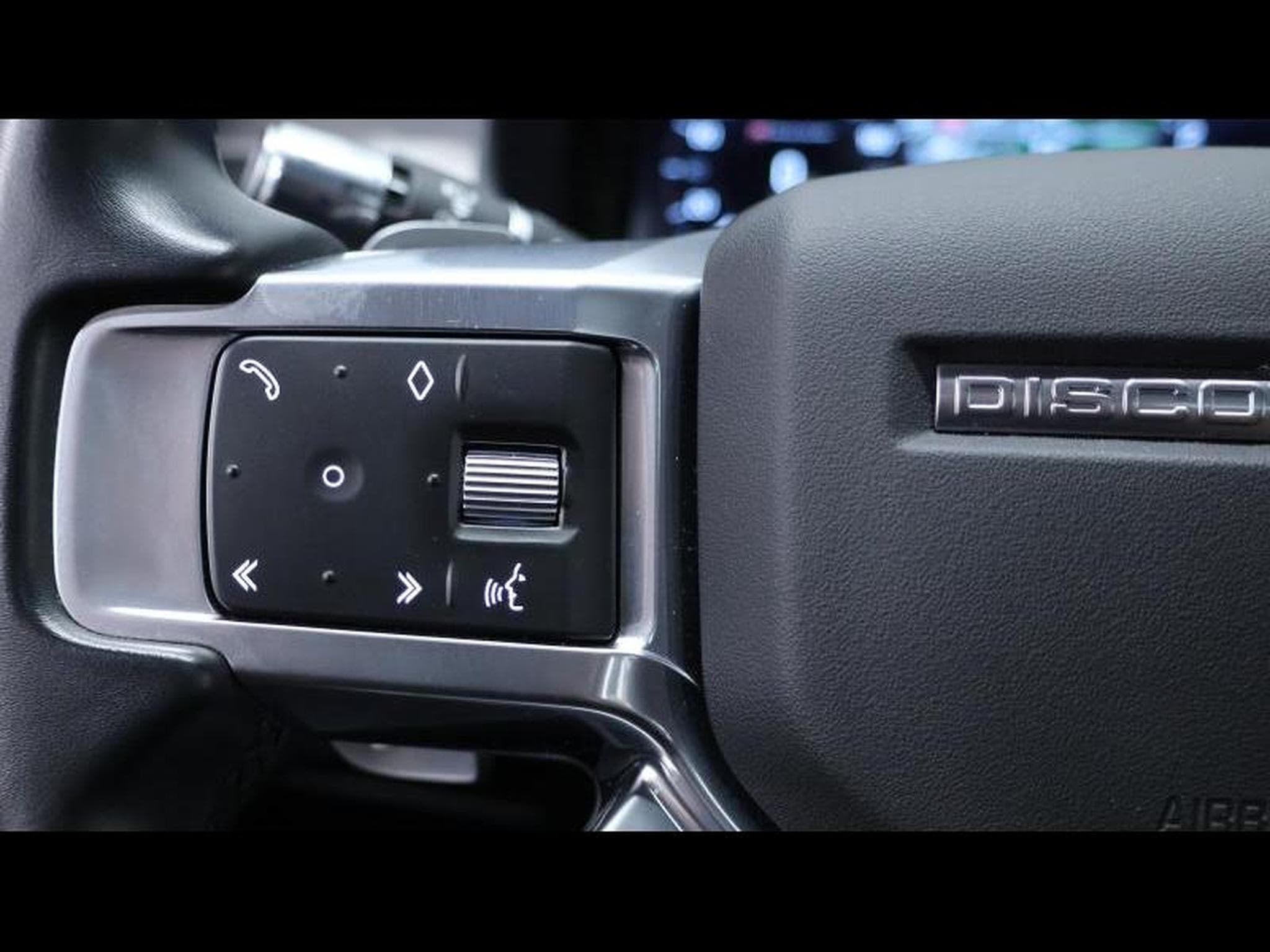 Land-Rover Discovery R-Dynamic P360 AWD auto (2021) - Photo 17