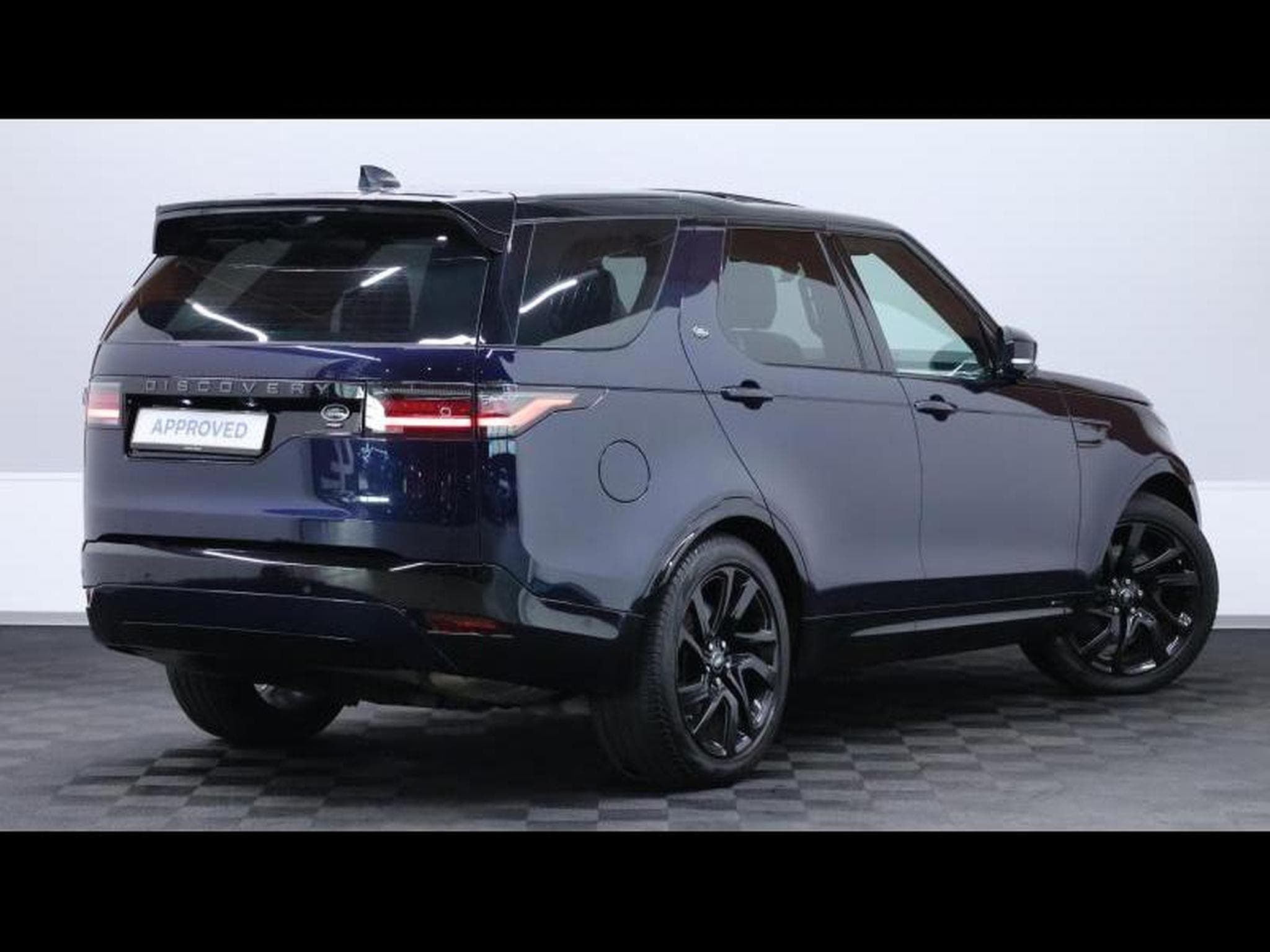 Land-Rover Discovery R-Dynamic P360 AWD auto (2021) - Photo 5