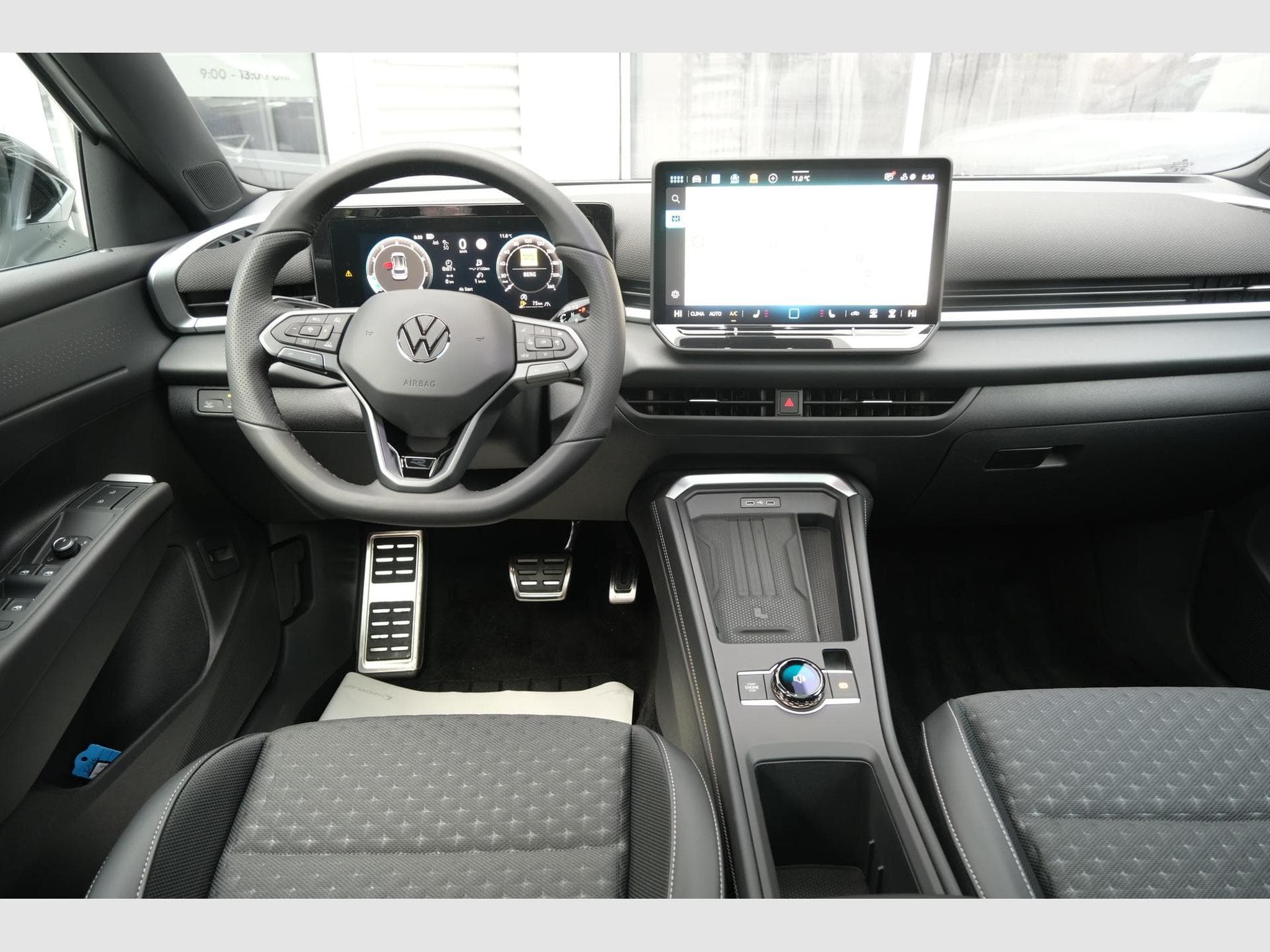 VW T-Roc 1.5 eTSI DSG (2026) - Photo 9