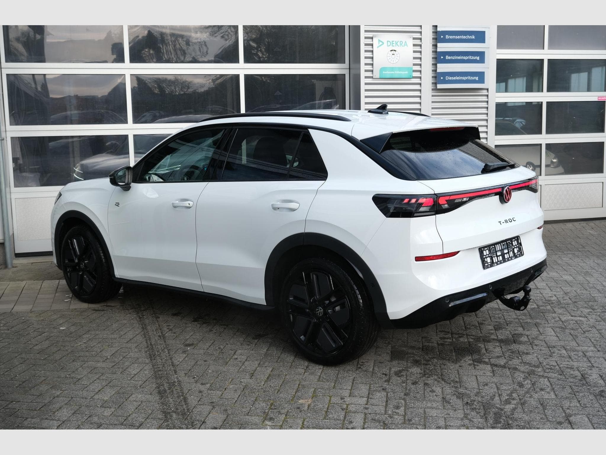 VW T-Roc 1.5 eTSI DSG (2026) - Photo 19