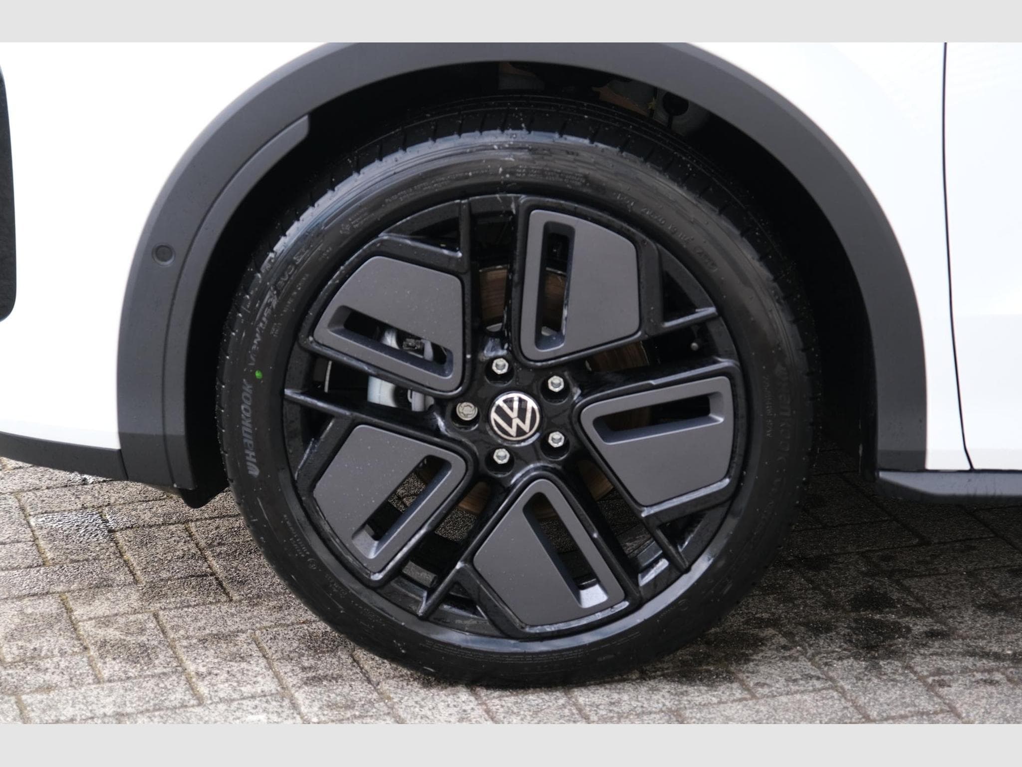 VW T-Roc 1.5 eTSI DSG (2026) - Photo 2
