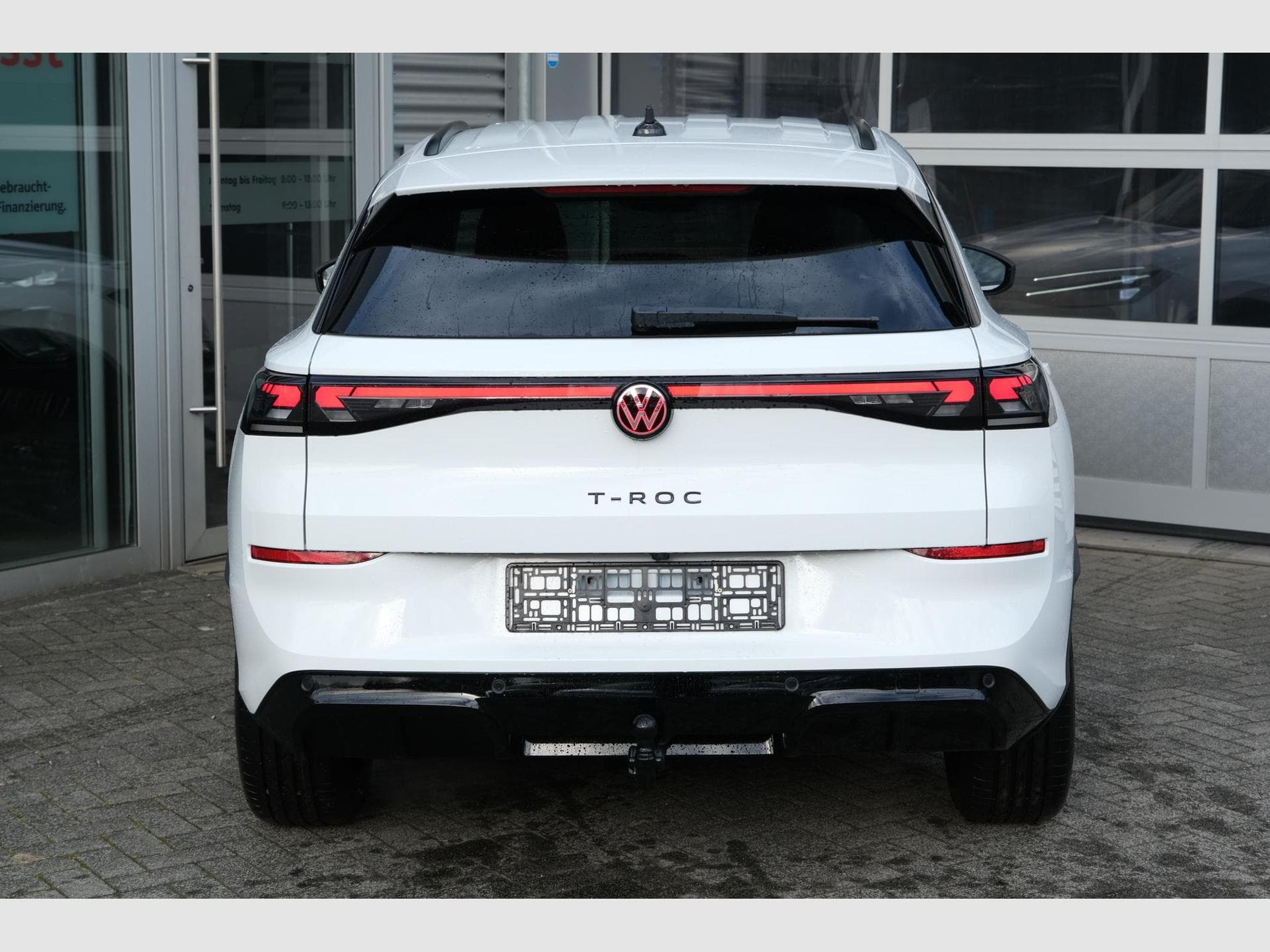 VW T-Roc 1.5 eTSI DSG (2026) - Photo 4