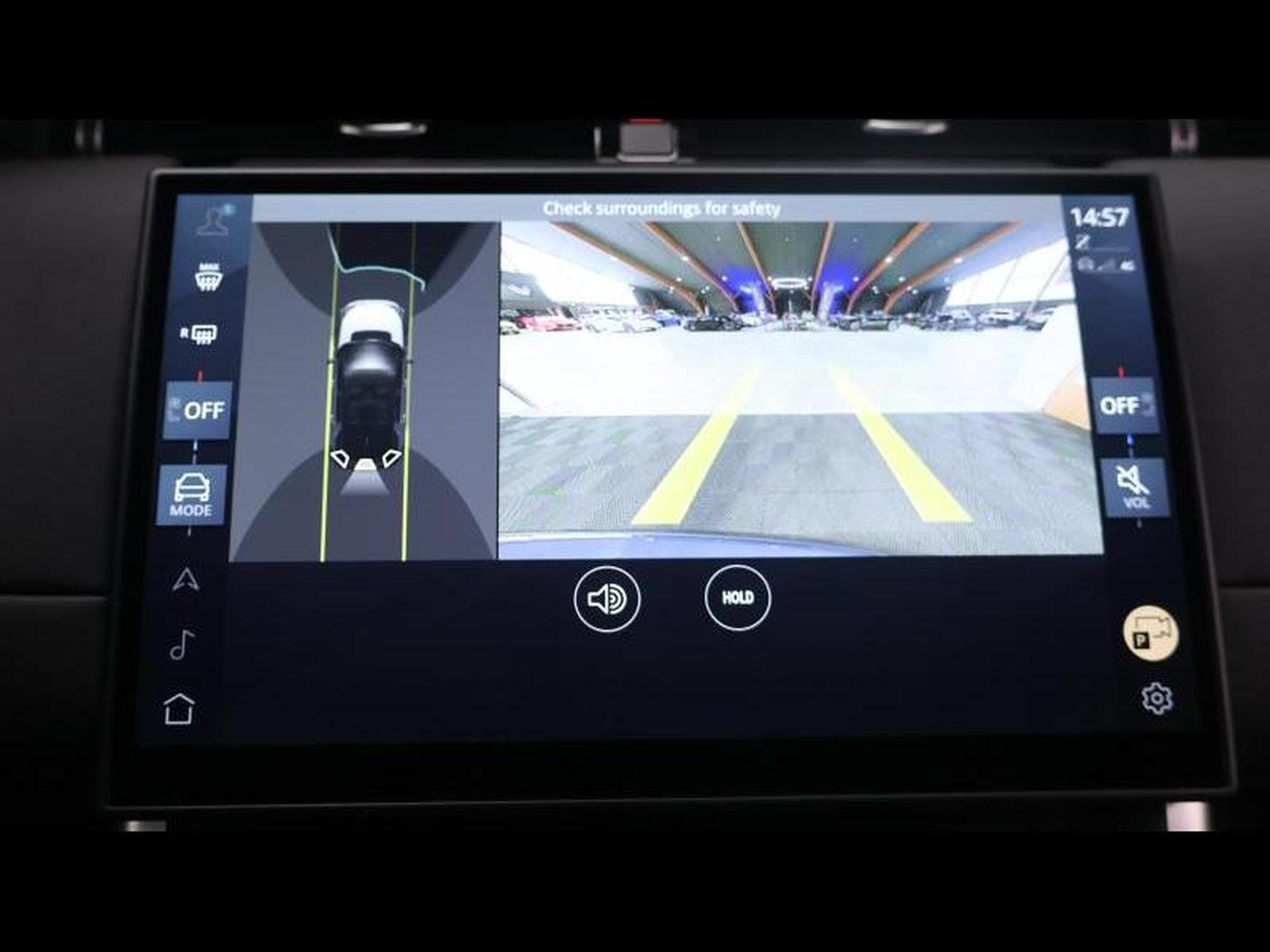 Land-Rover Discovery Sport D165 S AWD Auto (2023) - Photo 23