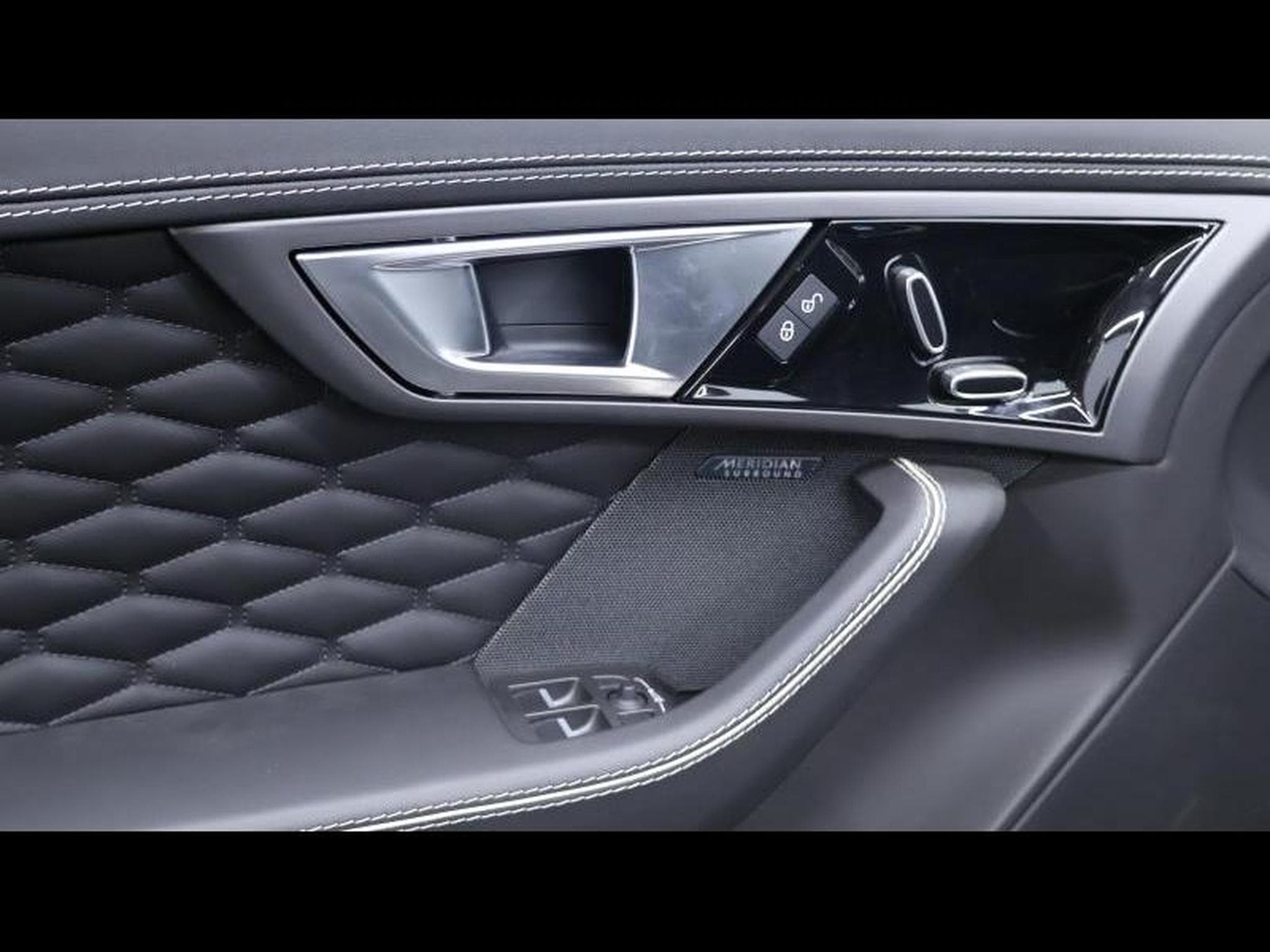 Jaguar F-Type Project-7 **1 of 250** (2016) - Photo 27