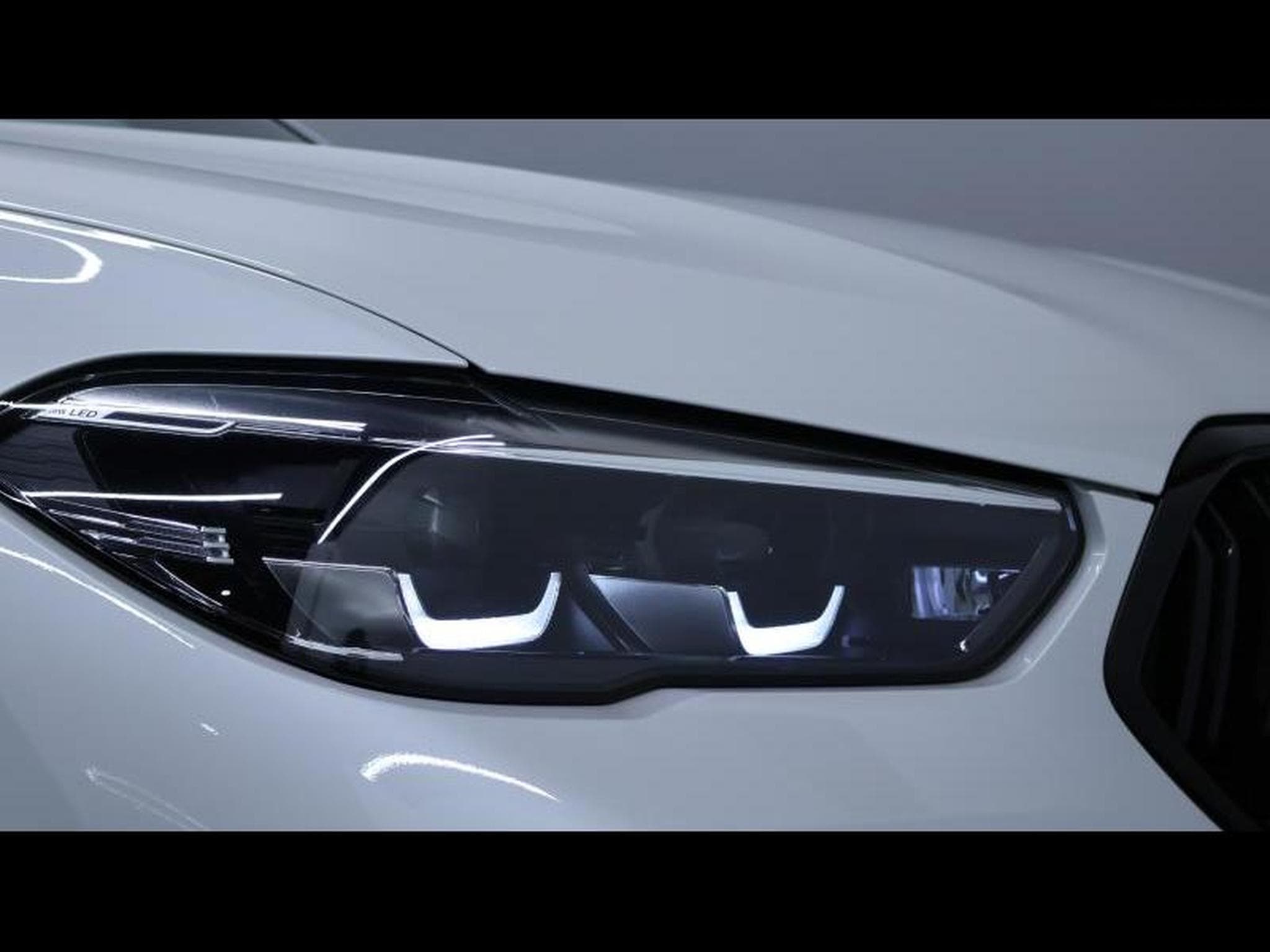 BMW X6M Competition 4.4 V8 bi-turbo (2021) - Photo 6