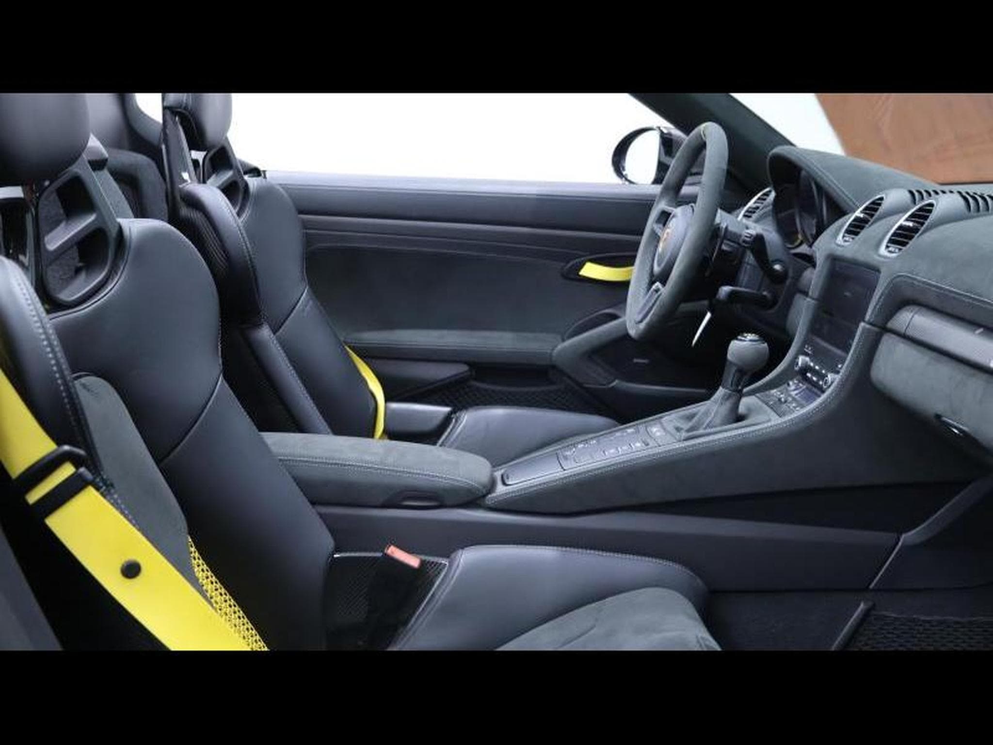 Porsche Boxster 718 Spyder RS PDK * Ceramic brakes - 3D yellow printed carbo (2024) - Photo 18