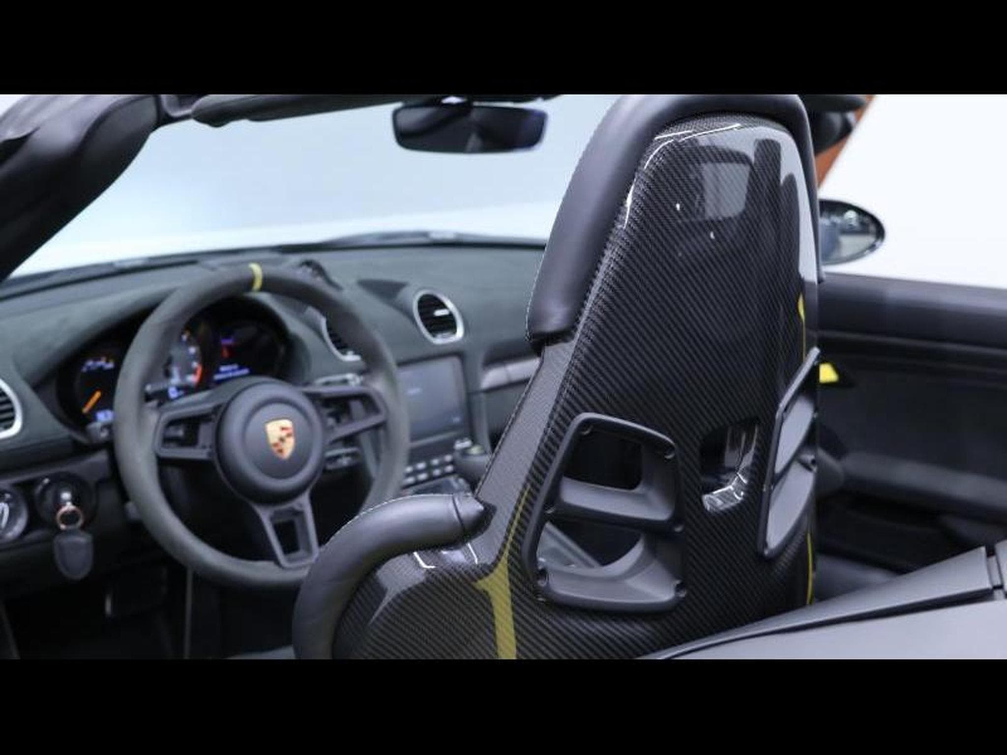 Porsche Boxster 718 Spyder RS PDK * Ceramic brakes - 3D yellow printed carbo (2024) - Photo 25