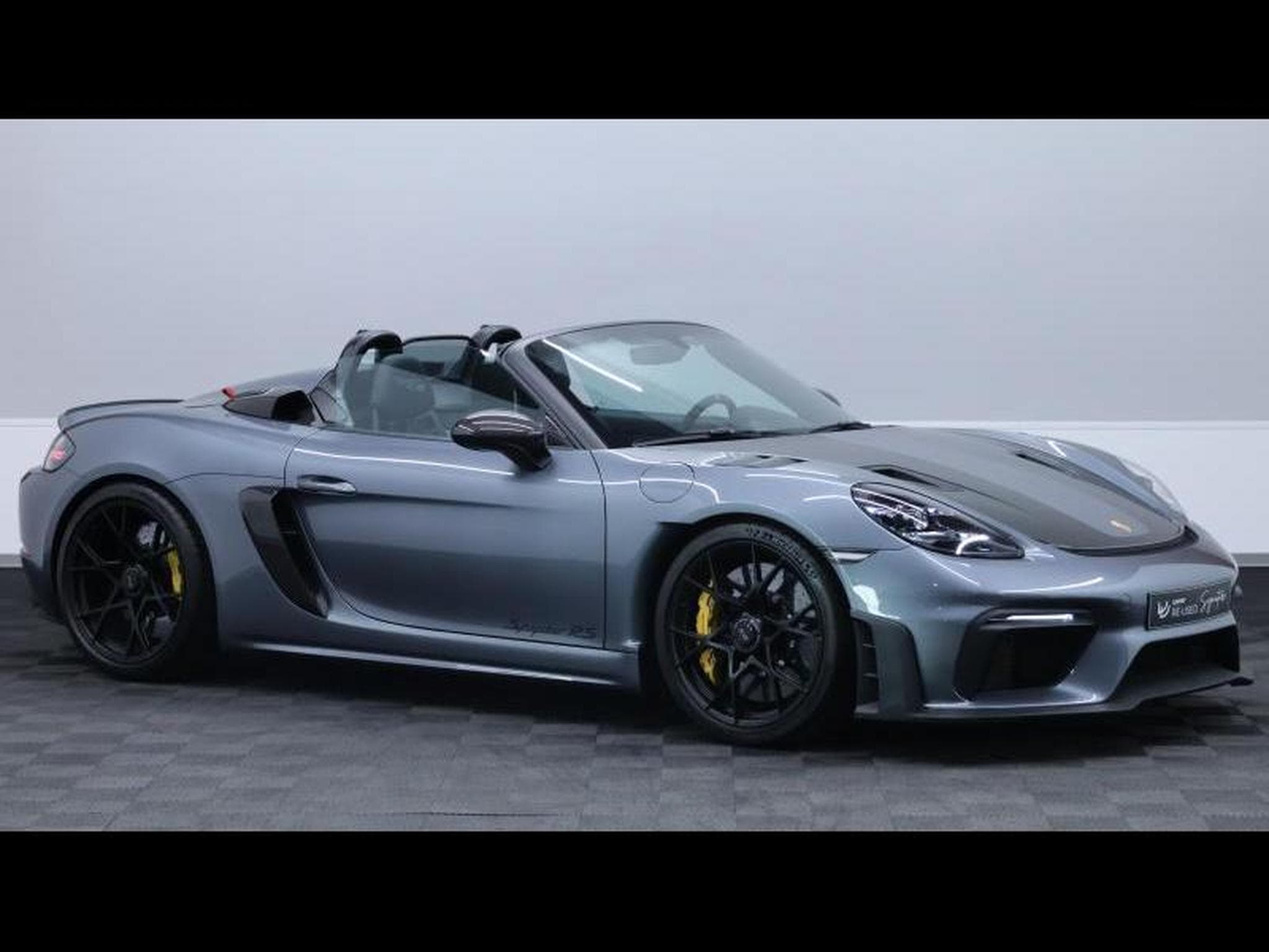 Porsche Boxster 718 Spyder RS PDK * Ceramic brakes - 3D yellow printed carbo (2024) - Photo 3