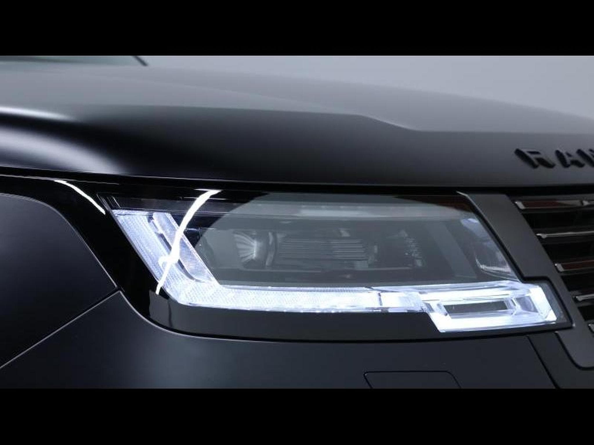 Land-Rover Range Rover SV P615 AWD Auto (2023) - Photo 7