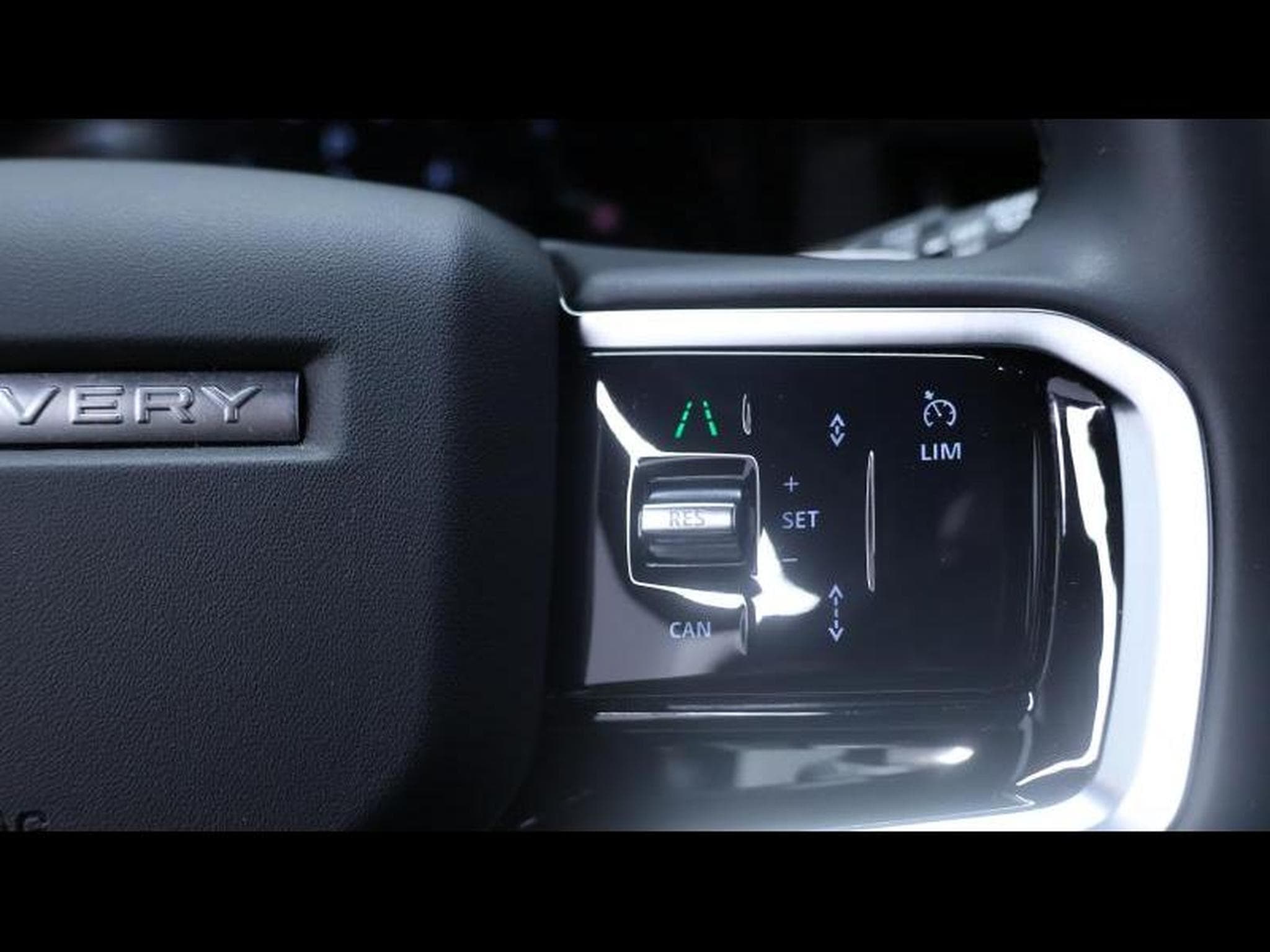 Land-Rover Discovery Sport D165 DYNAMIC SE AWD Auto (2025) - Photo 16