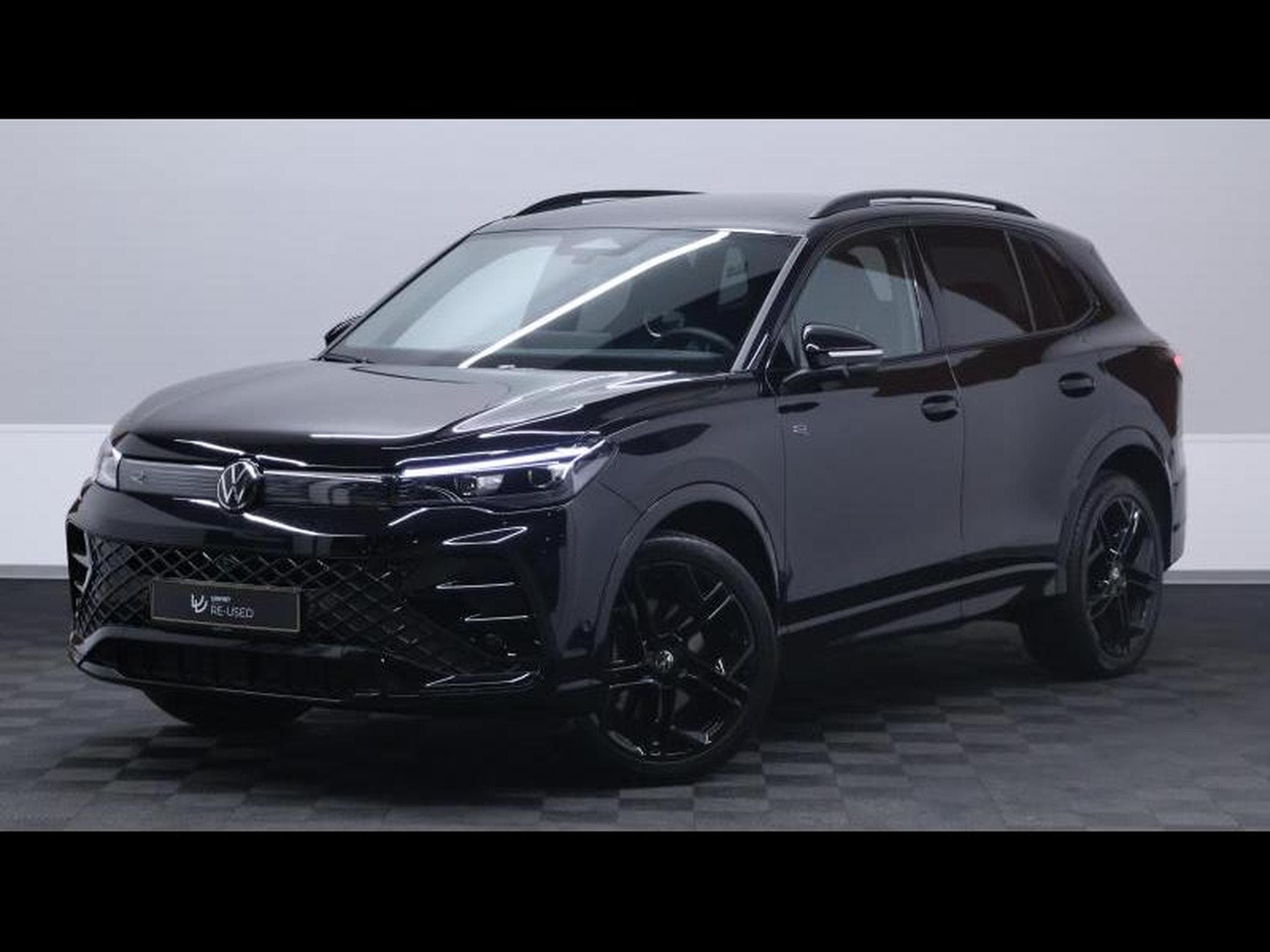 VW Tiguan New Tiguan TDi 150 R-Line Black Style DSG7 (2024) - Photo 1