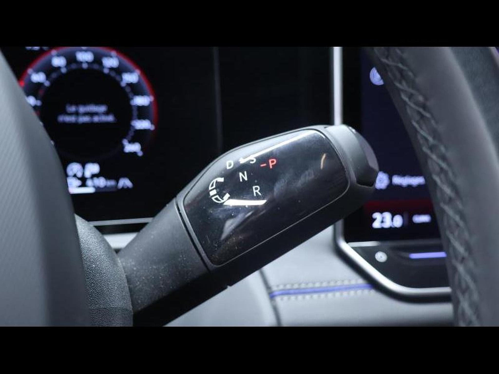 VW Tiguan New Tiguan TDi 150 R-Line Black Style DSG7 (2024) - Photo 17