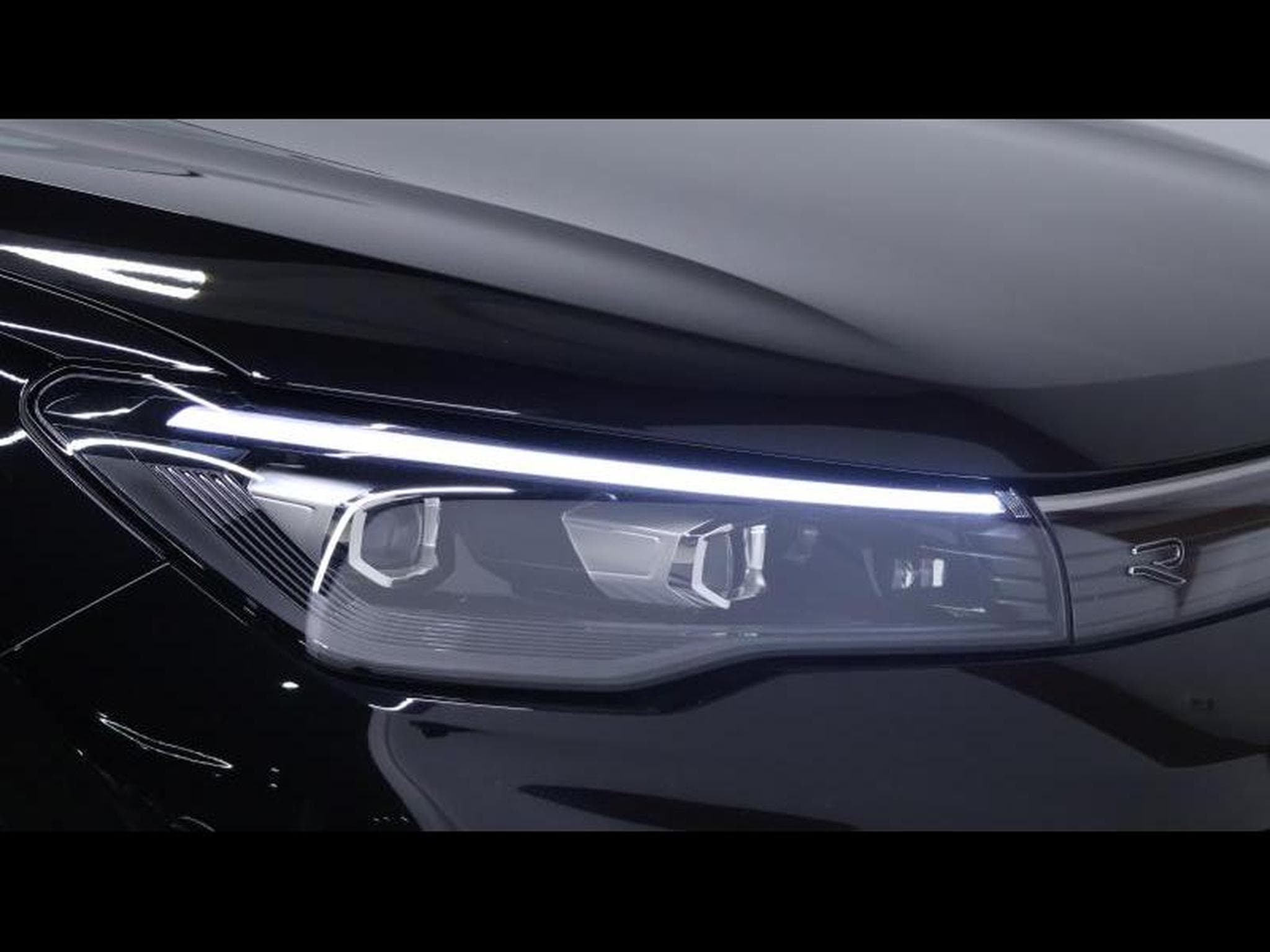 VW Tiguan New Tiguan TDi 150 R-Line Black Style DSG7 (2024) - Photo 7