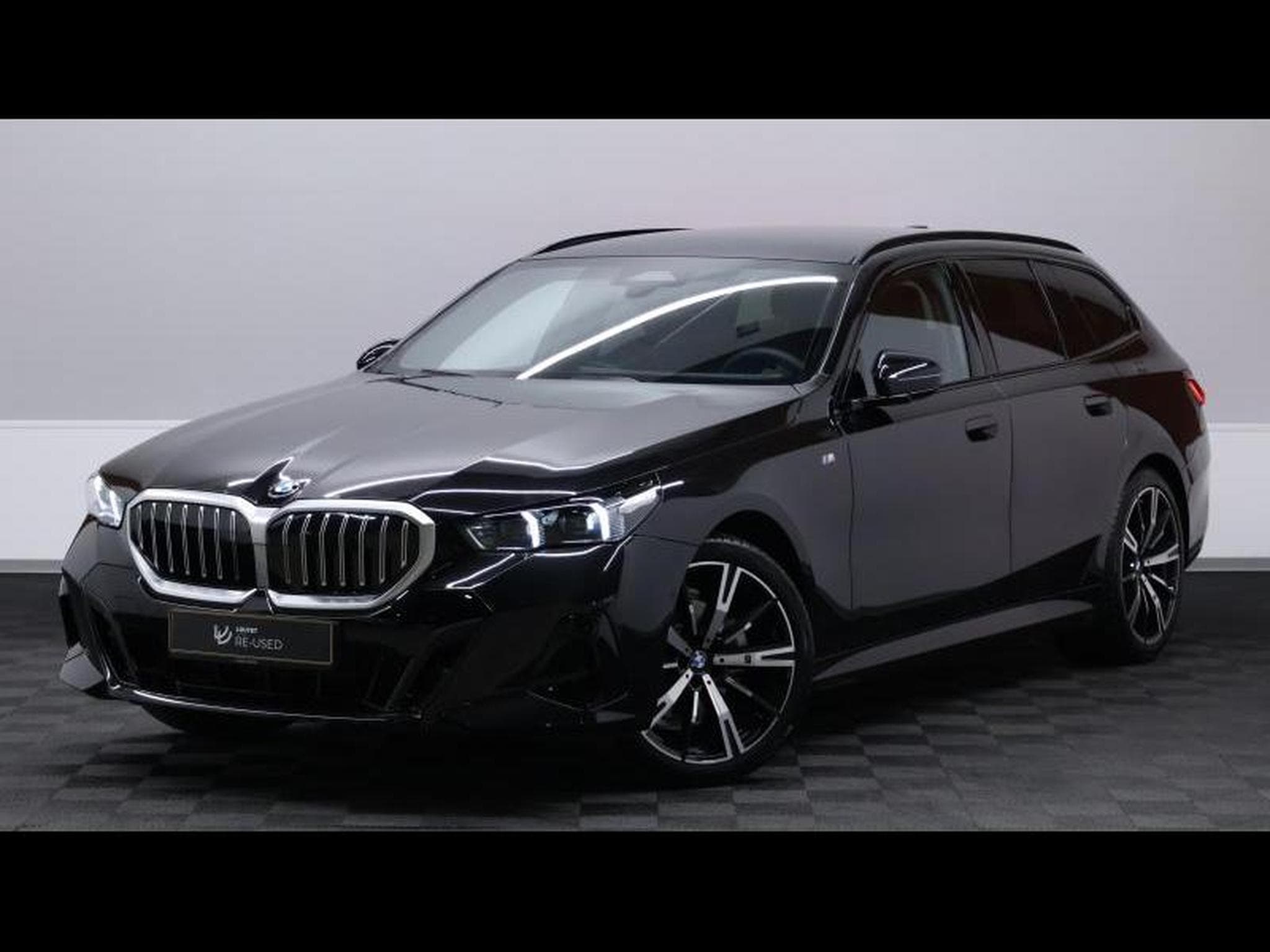 BMW 520 i Touring M SPORT (2025) - Photo 1