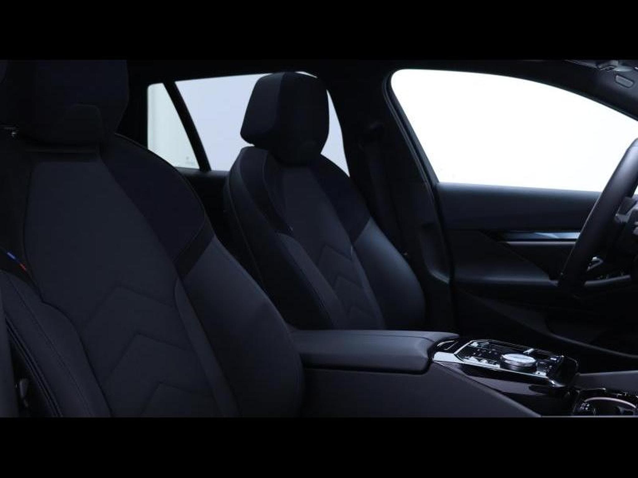 BMW 520 i Touring M SPORT (2025) - Photo 11
