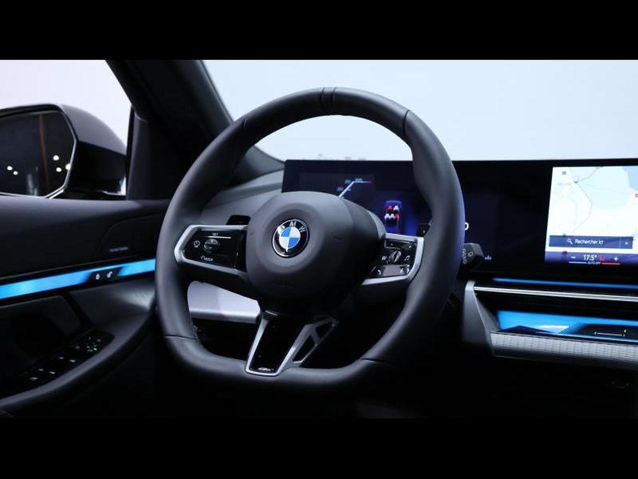 BMW 520 i Touring M SPORT (2025) - Photo 14