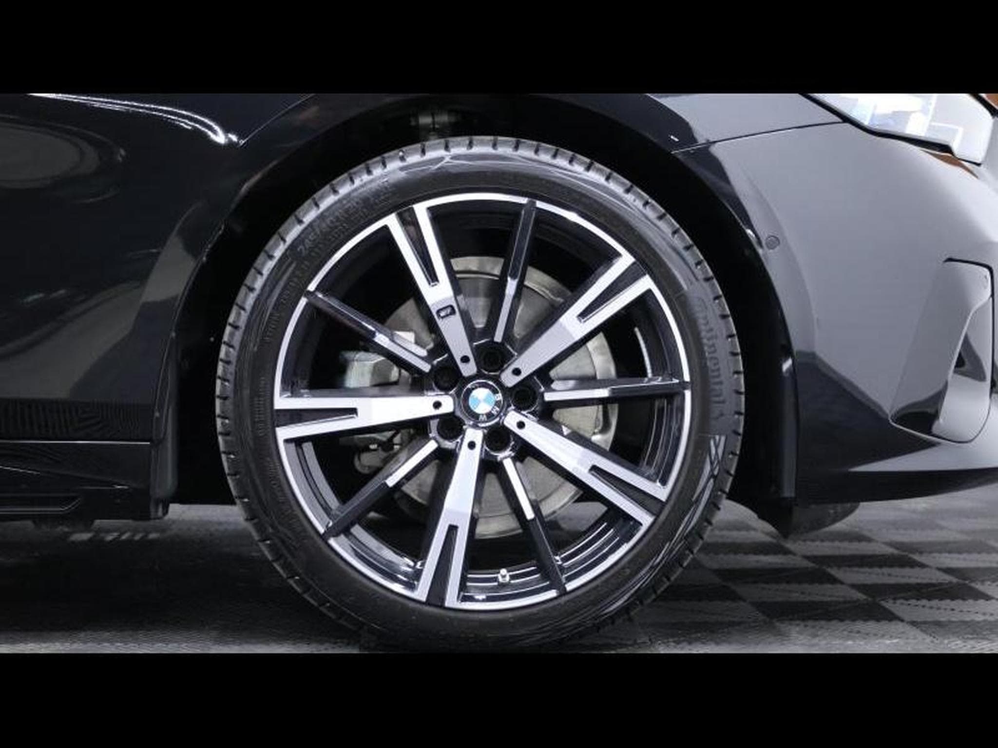 BMW 520 i Touring M SPORT (2025) - Photo 9