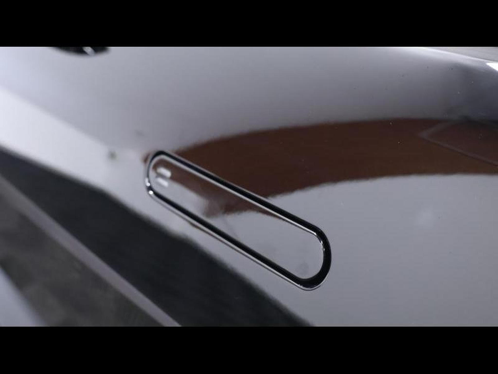 Aston-Martin V8 Vantage Roadster F1 Edition (2022) - Photo 39