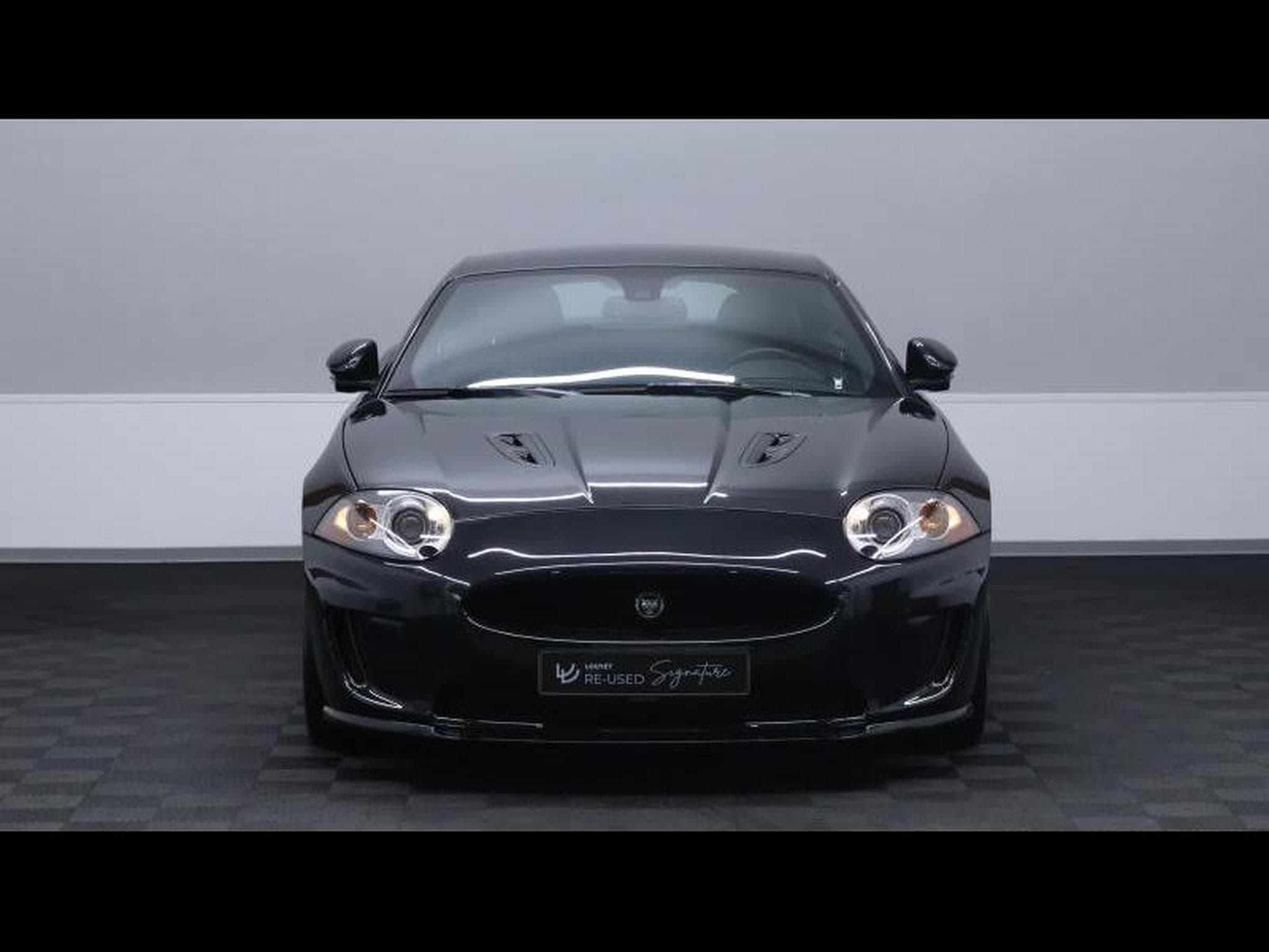 Jaguar XKR 5.0 V8 530 75th coupe * 75 exemplaires au monde * (2011) - Photo 2