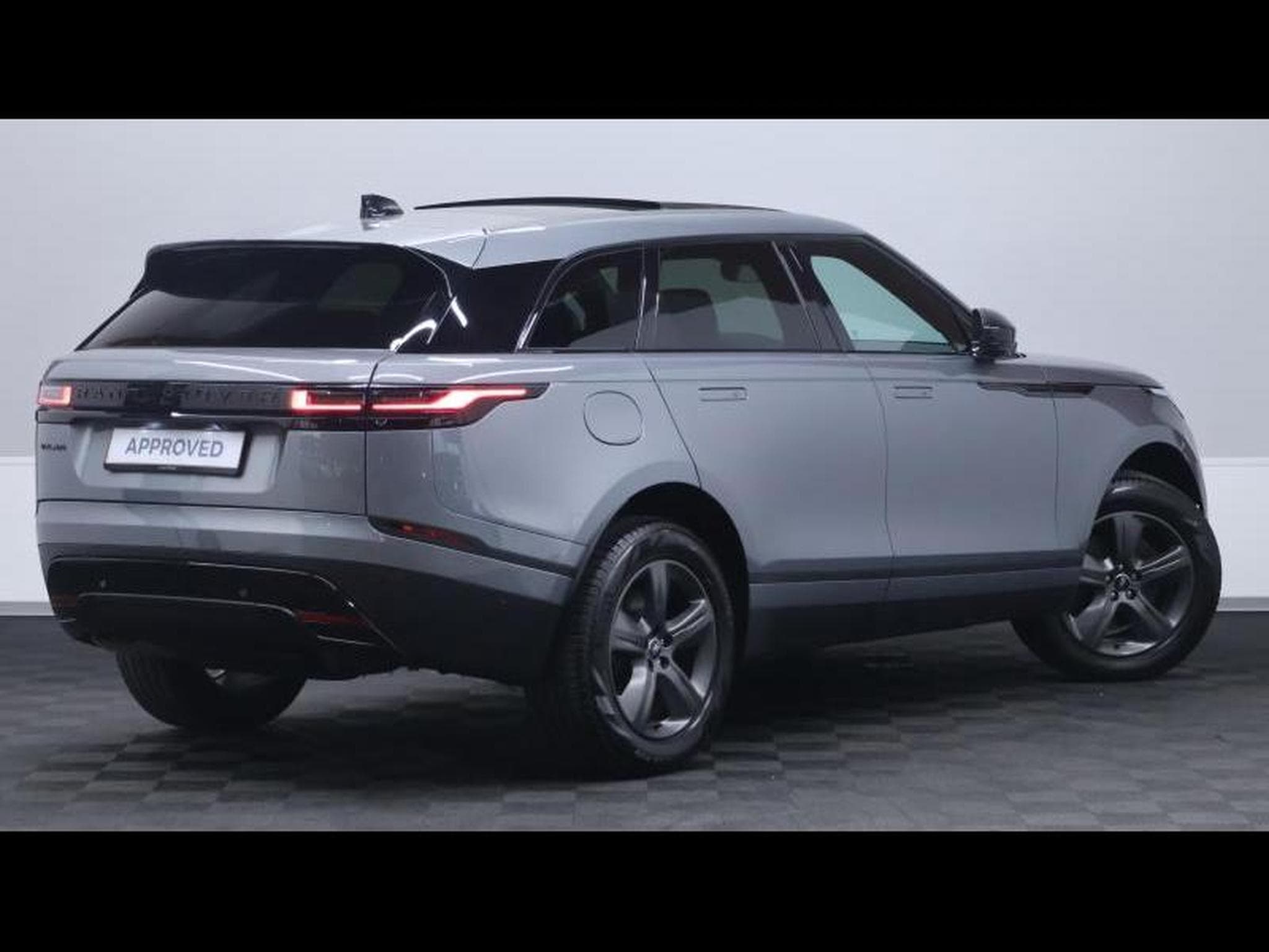 Land-Rover Range Rover Velar D200 S AWD Auto (2026) - Photo 4