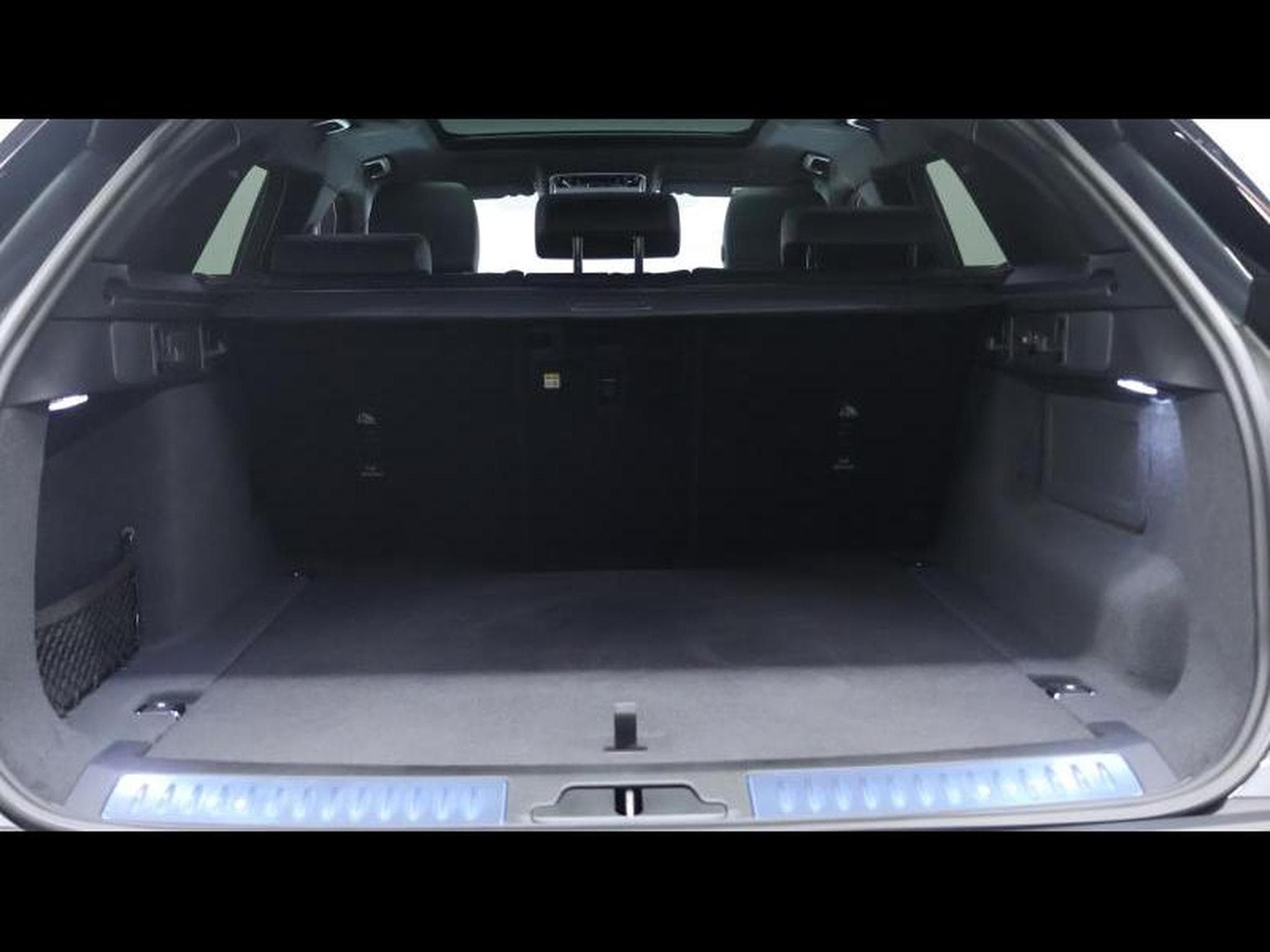 Land-Rover Range Rover Velar D200 S AWD Auto (2026) - Photo 6