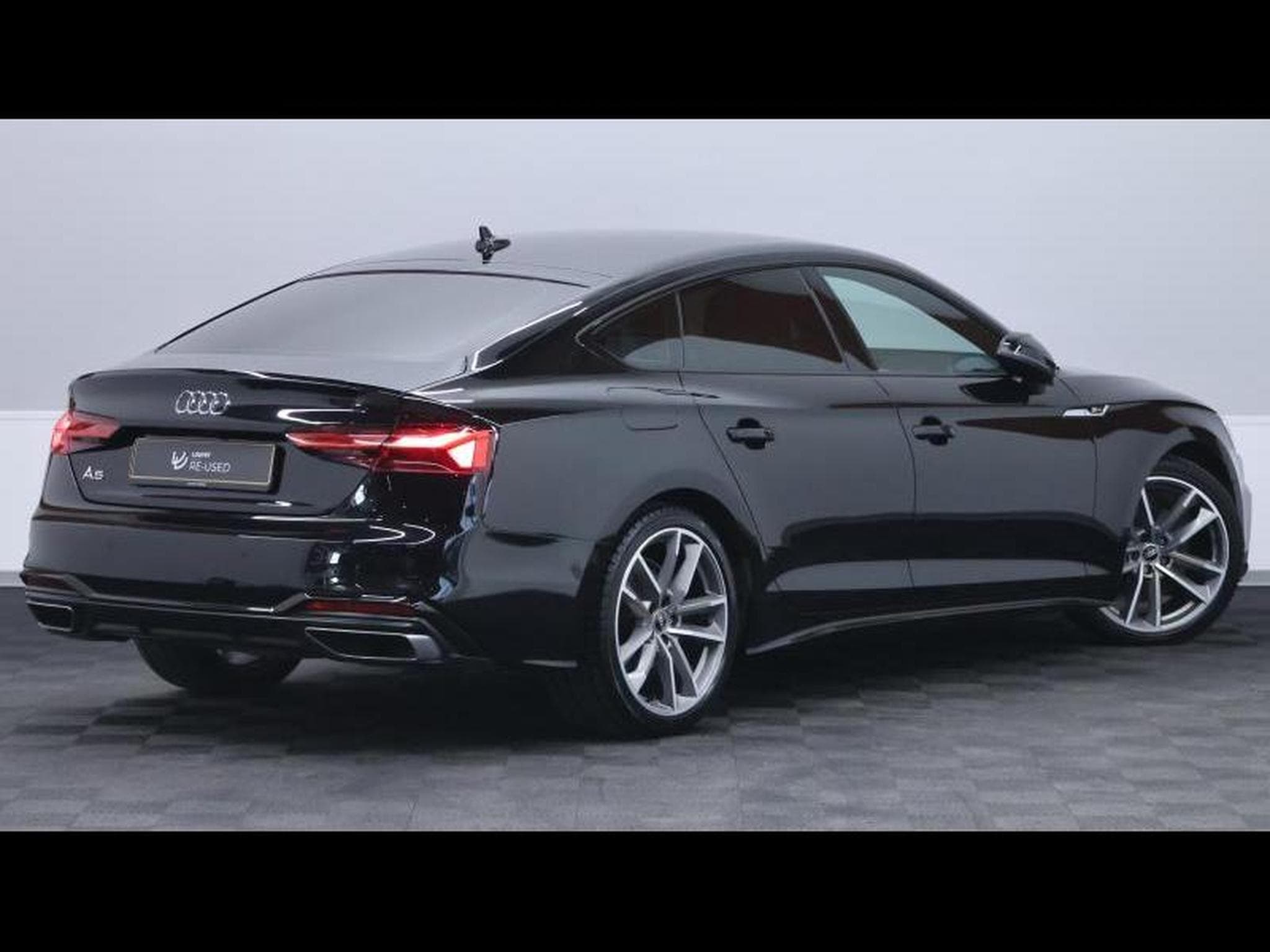 Audi A5 Sportback S-Line 40 TFSi 204 S-Tronic (2023) - Photo 4