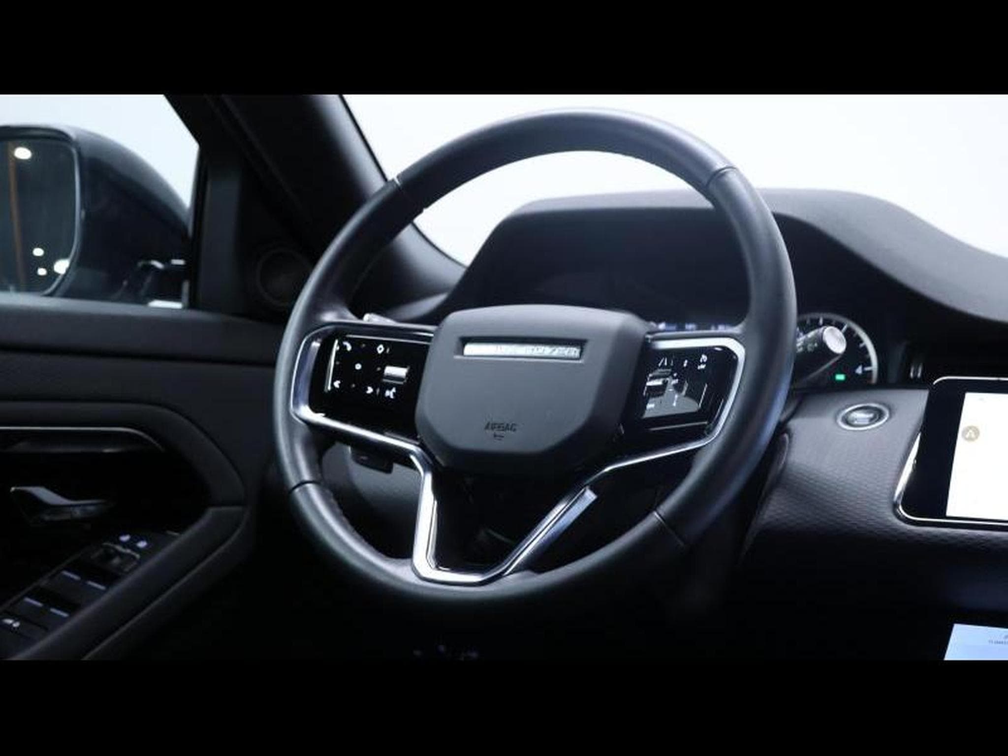 Land-Rover Range Rover Evoque D165 R-Dynamic S AWD Auto (2023) - Photo 16