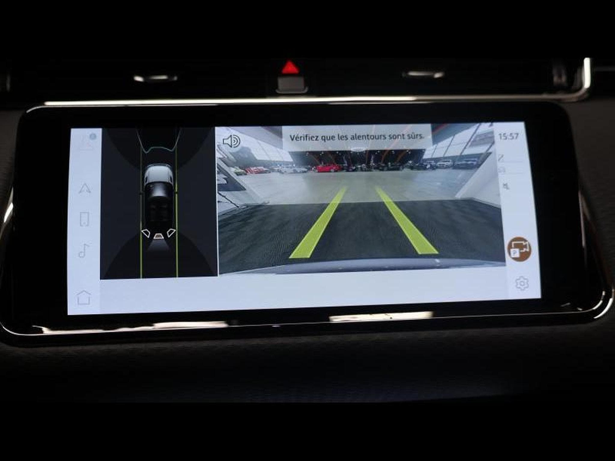 Land-Rover Range Rover Evoque D165 R-Dynamic S AWD Auto (2023) - Photo 23