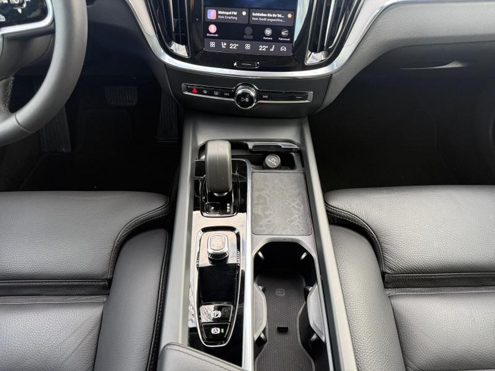 Volvo V60 B5 AWD / Essence (2023) - Photo 11