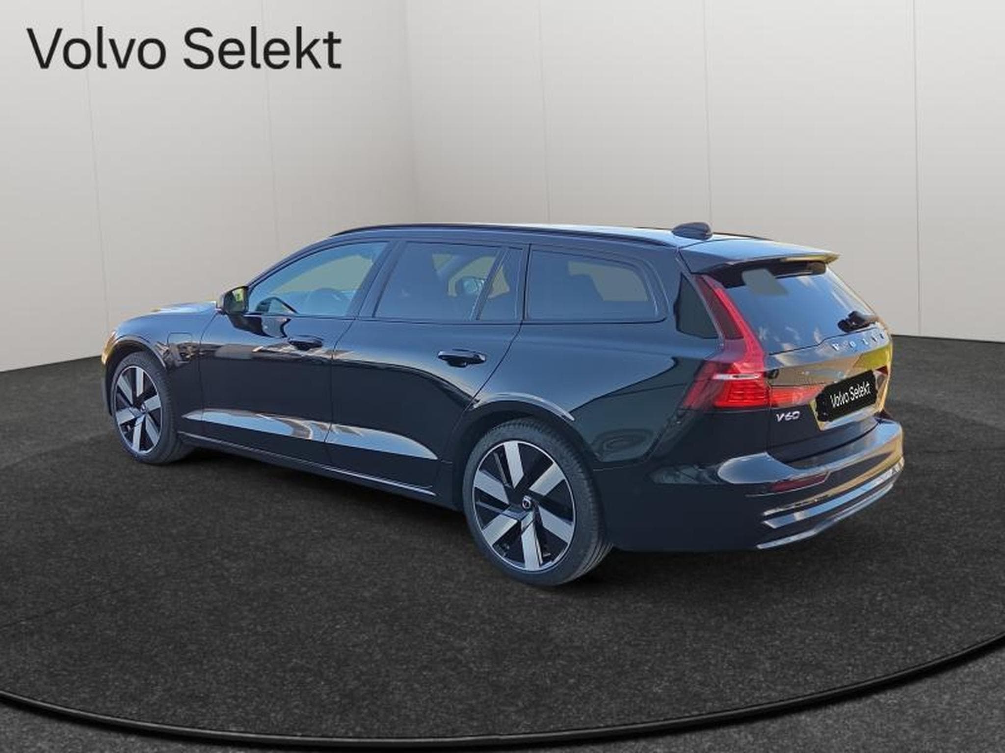 Volvo V60 T6 Plus Dark / Hybride (2025) - Photo 5
