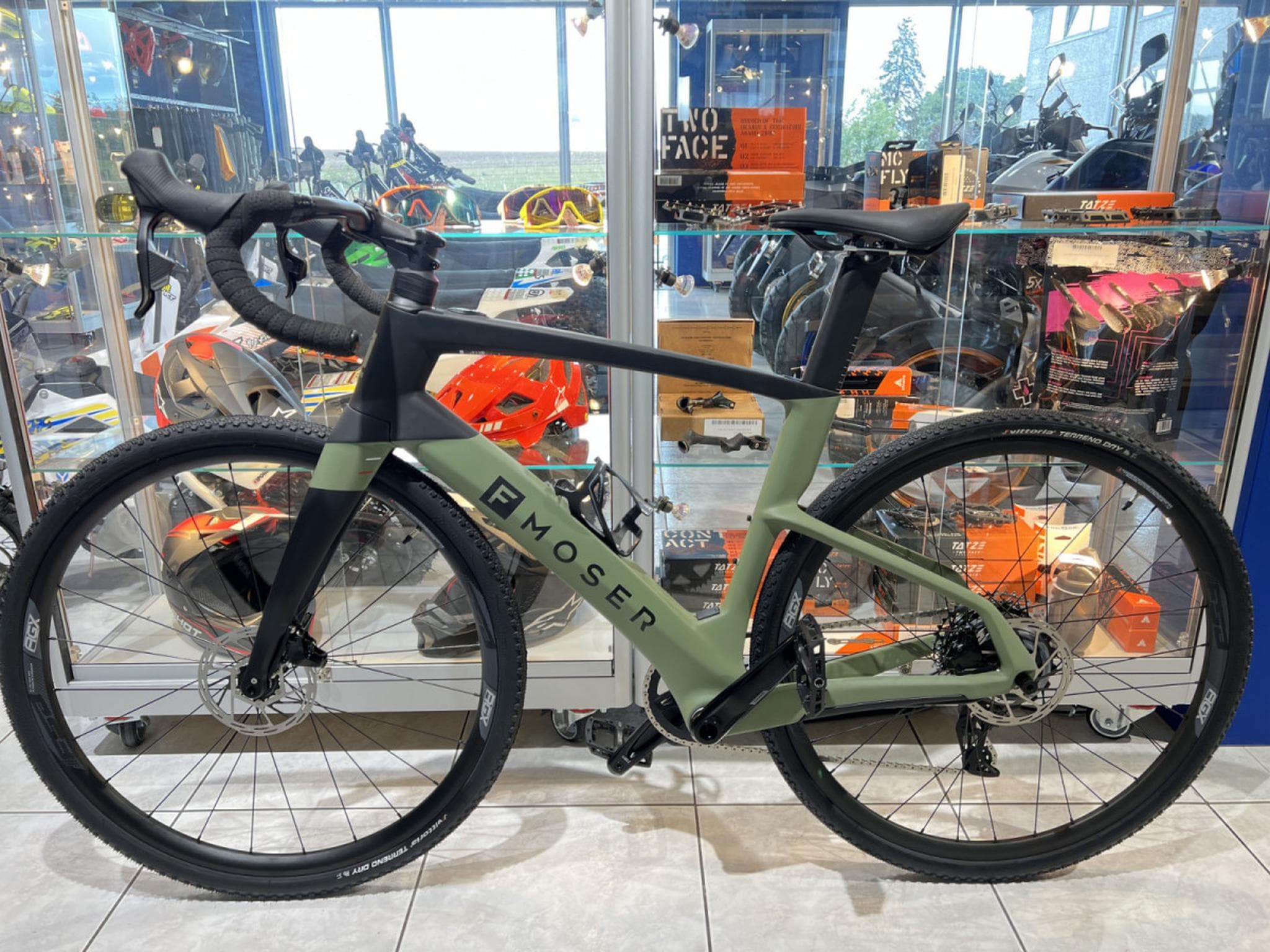 Moser e-Gravel Rival carbon 42Nm Taille S / 250Wh, 36 V. (2026) - Photo 2