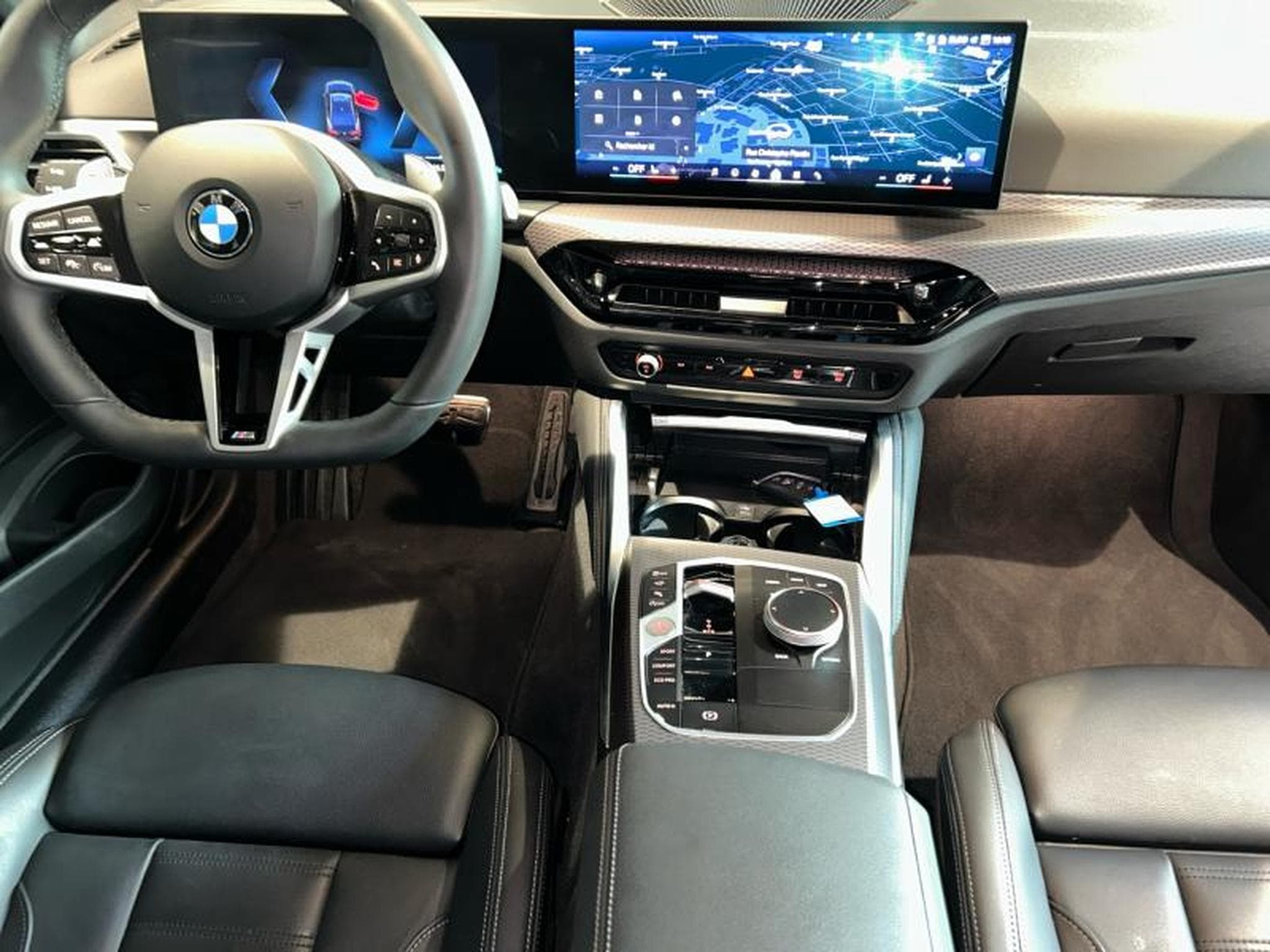 BMW 420 420i Coupé M Sport (2025) - Photo 6