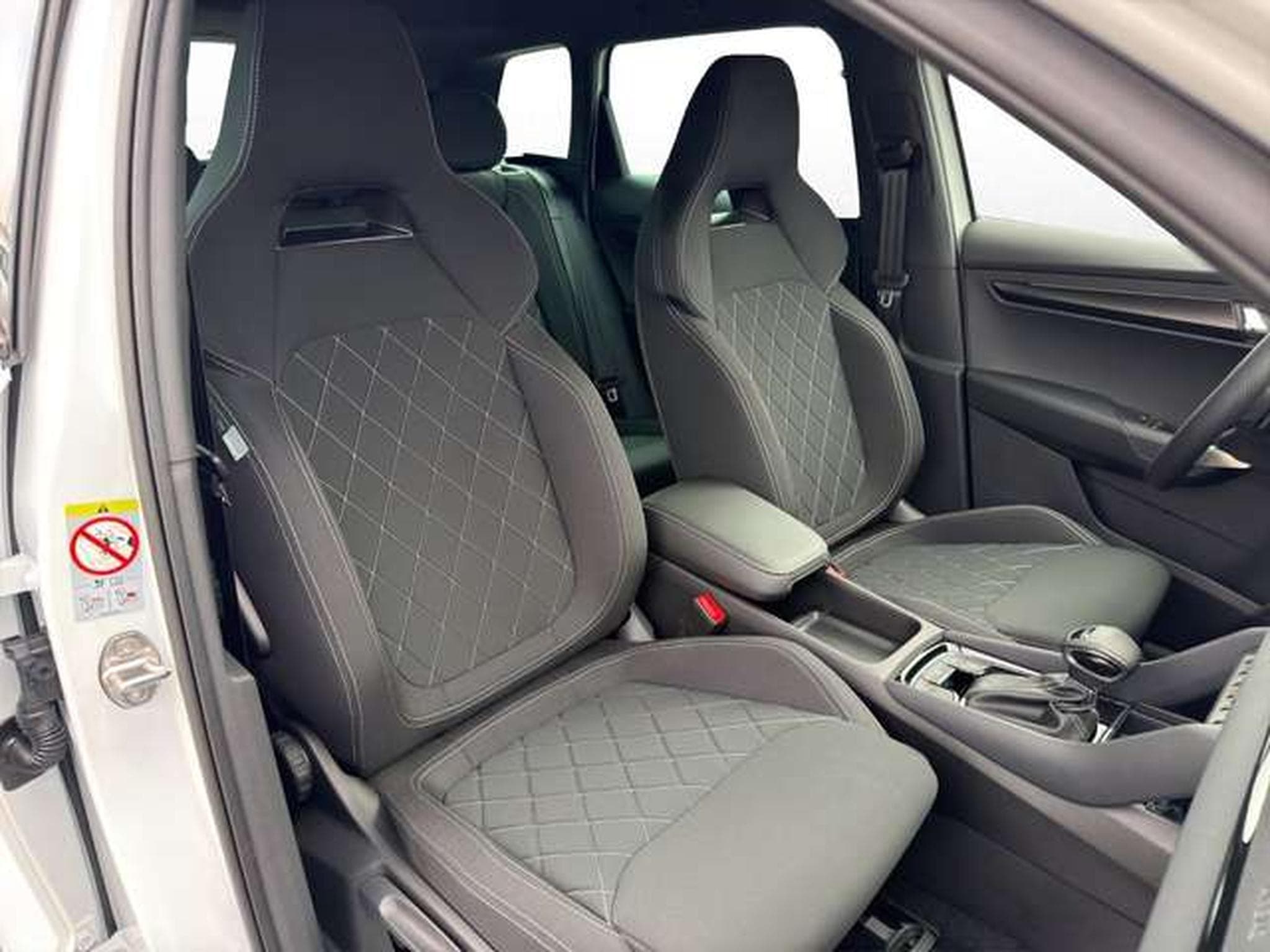 Skoda Karoq Sportline 1.5 DSG/ACC/AHK/FHZ/5-J Garantie (2026) - Photo 18