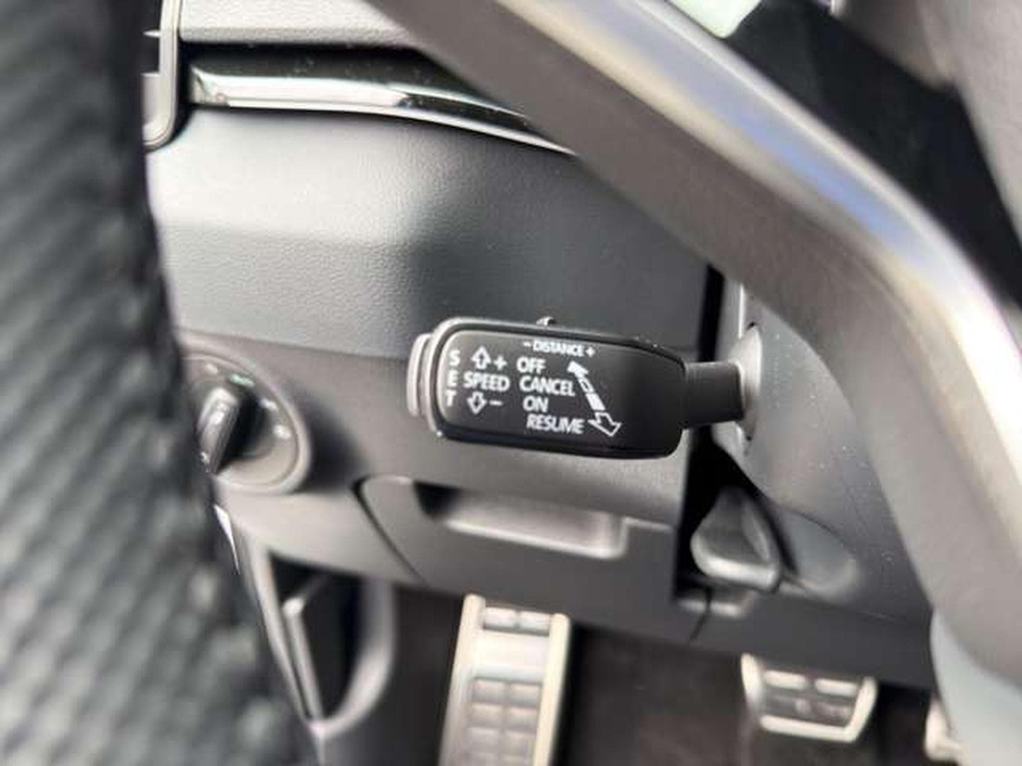 Skoda Karoq Sportline 1.5 DSG/ACC/AHK/FHZ/5-J Garantie (2026) - Photo 28