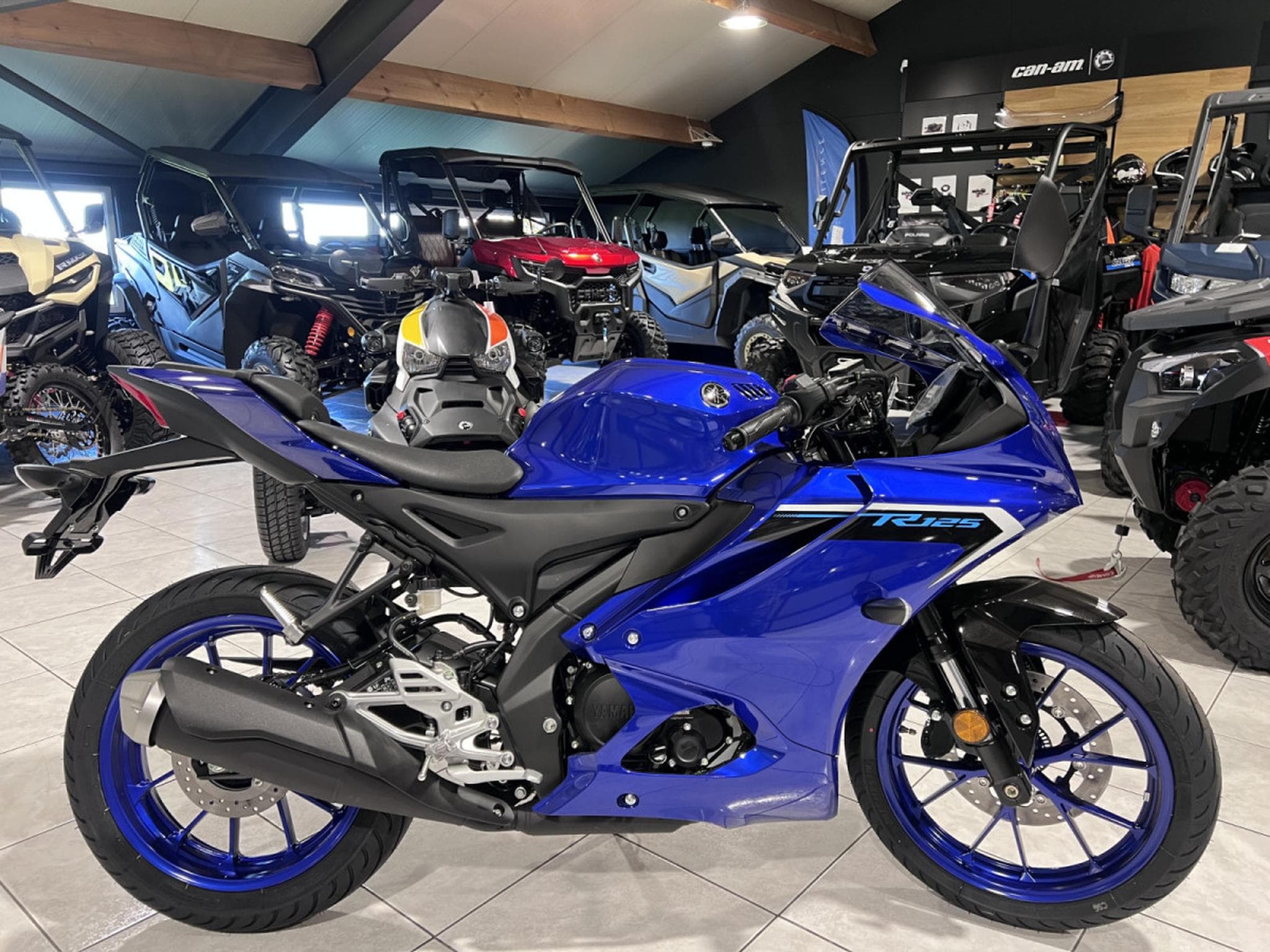 Yamaha YZF (2026) - Photo 1
