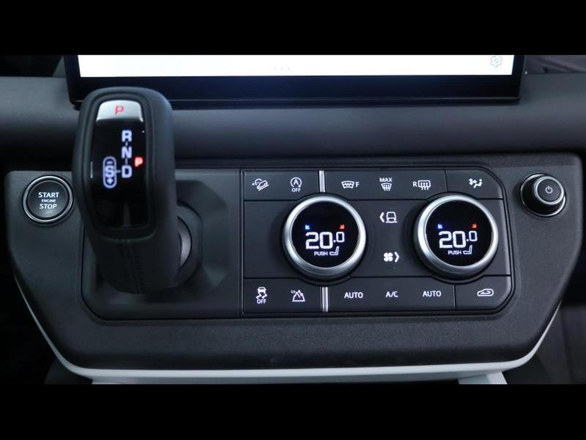 Land-Rover Defender 110 S D200 AWD Auto (2025) - Photo 19