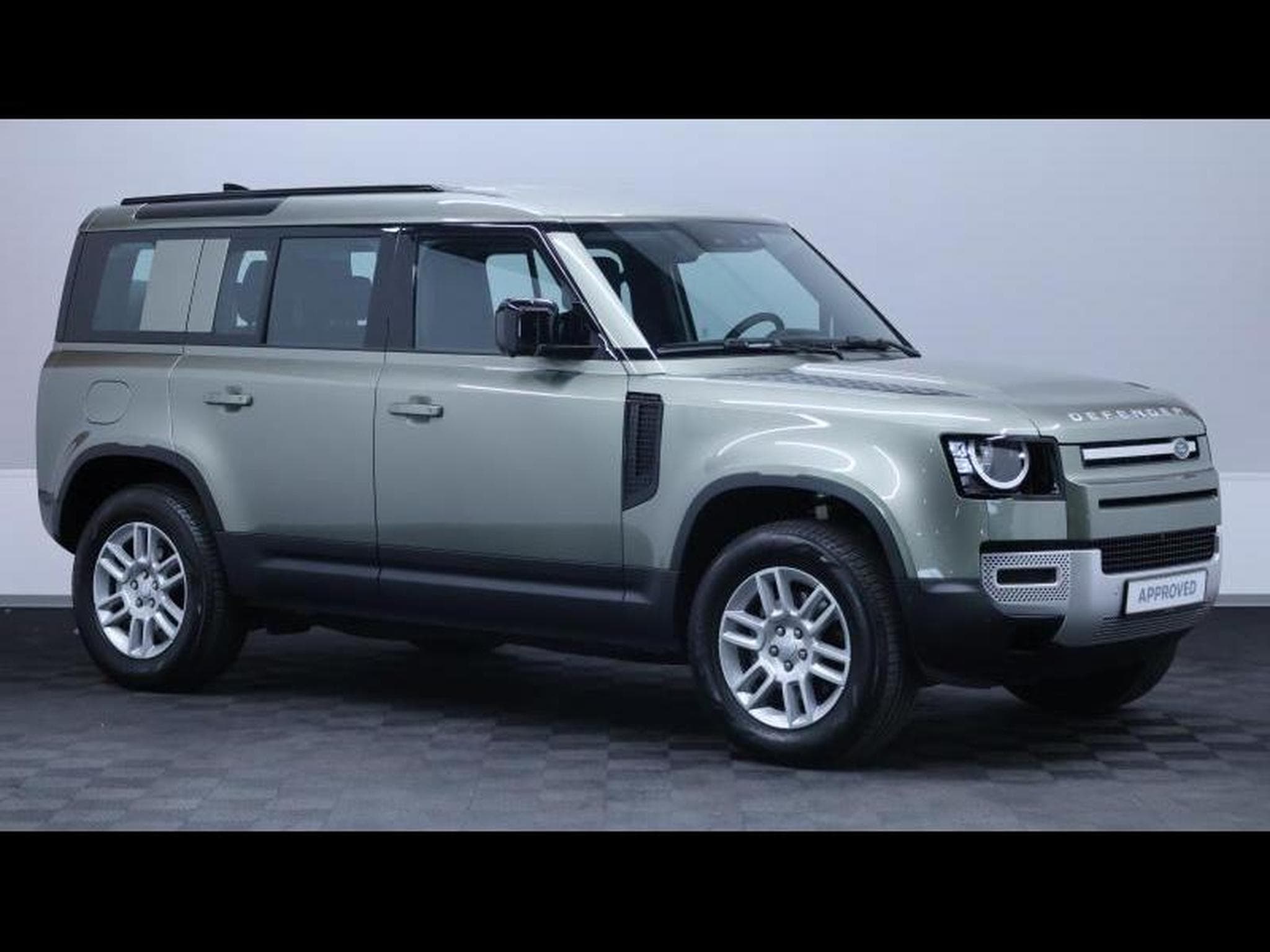 Land-Rover Defender 110 S D200 AWD Auto (2025) - Photo 3