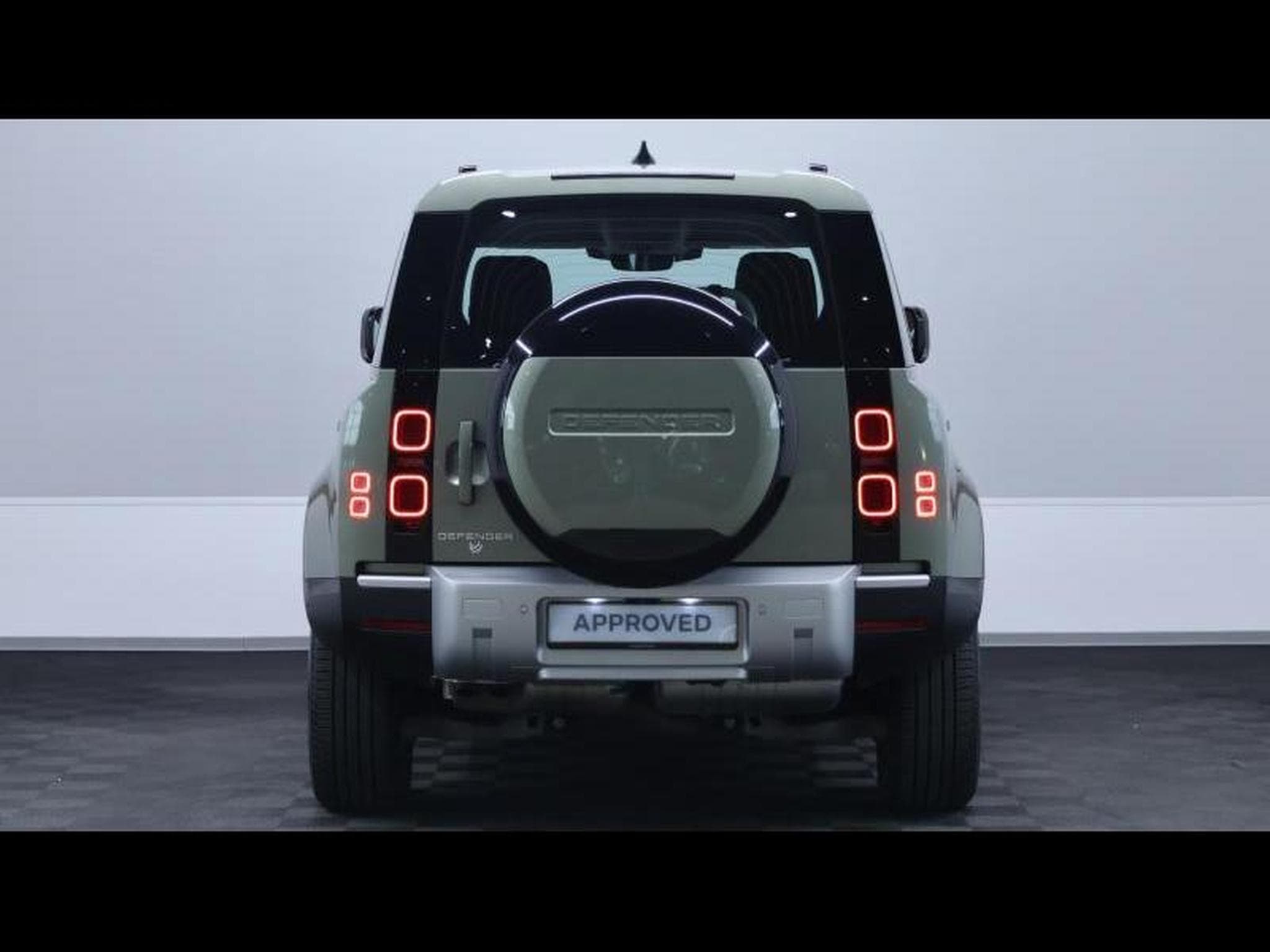 Land-Rover Defender 110 S D200 AWD Auto (2025) - Photo 6