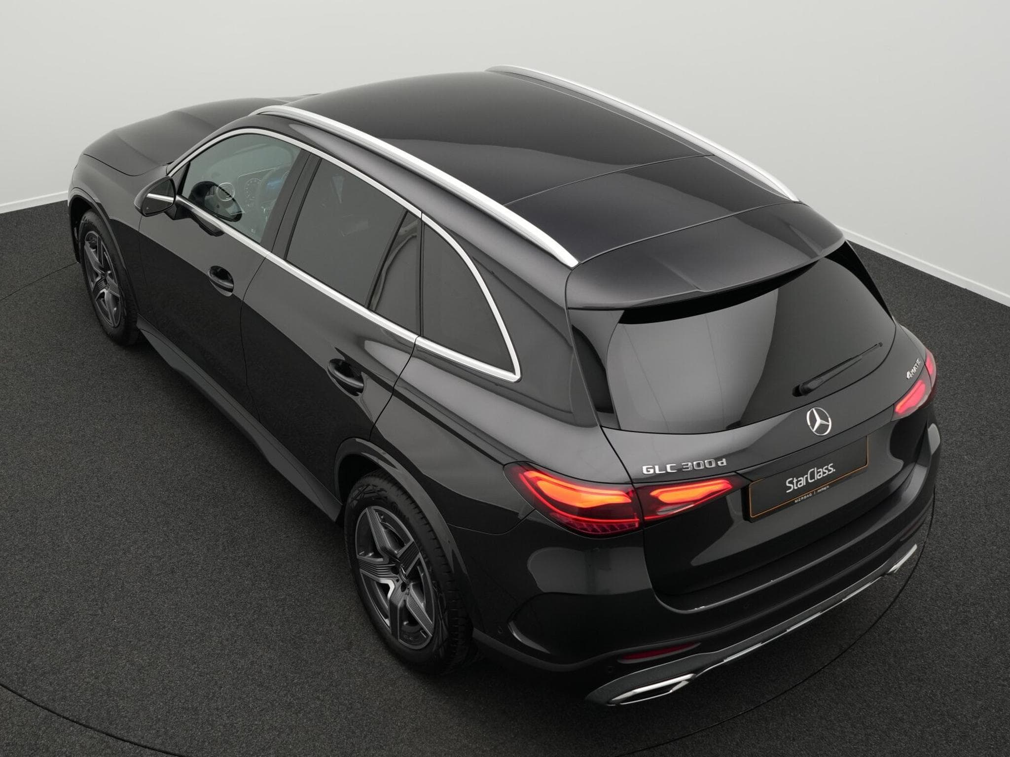 Mercedes GLC 300 d 4M AMG-Line LED+Kamera+AHK+Totw+Memo (2024) - Photo 11