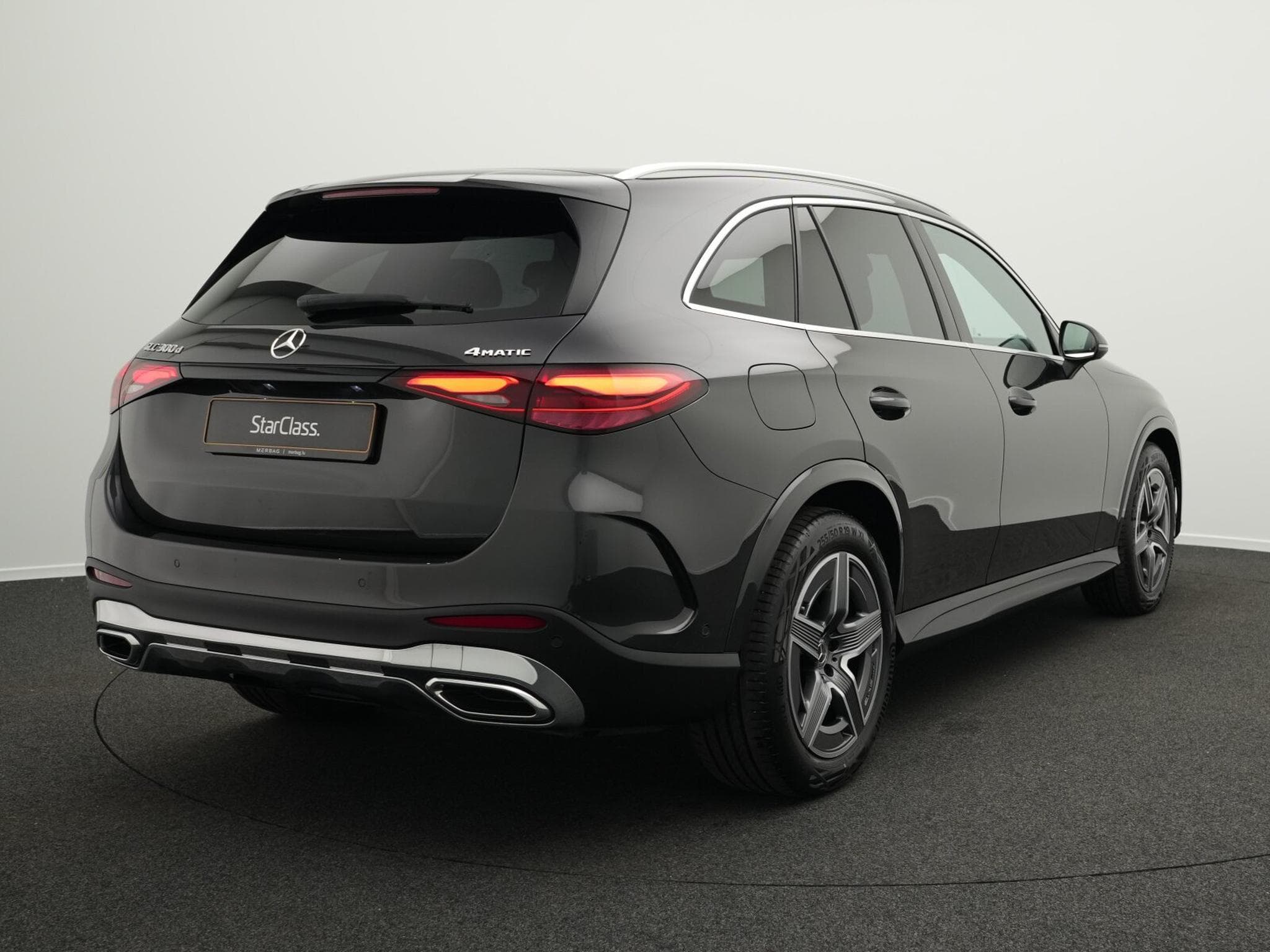 Mercedes GLC 300 d 4M AMG-Line LED+Kamera+AHK+Totw+Memo (2024) - Photo 3