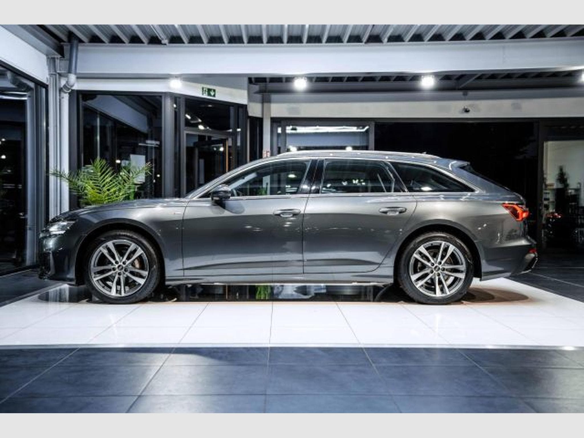 Audi A6 A6 Avant 35 TDI S-tronic S-Line NAVI LED 1.HAND (2021) - Photo 11